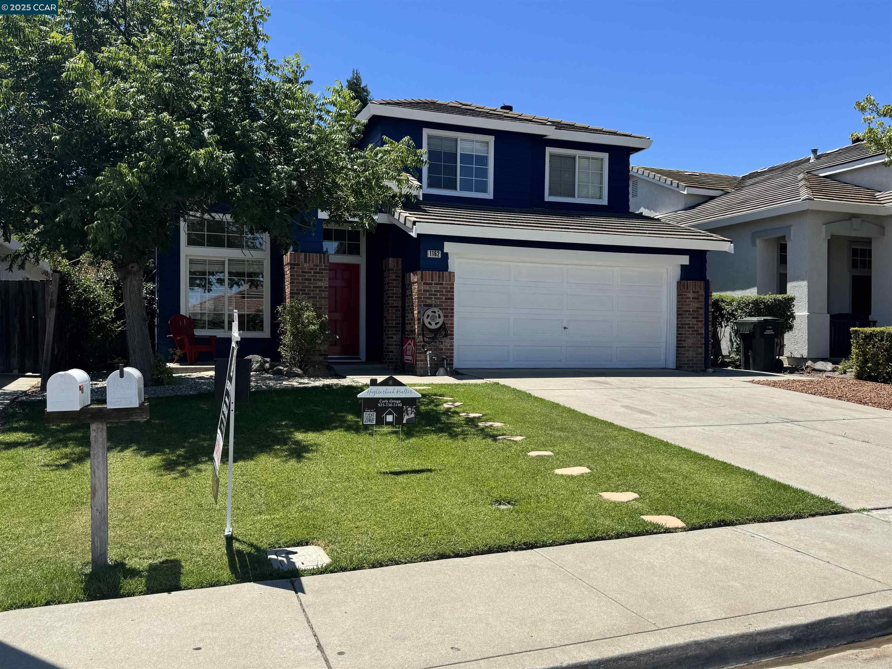 Detail Gallery Image 2 of 38 For 1162 Rockspring Way, Antioch,  CA 94531 - 3 Beds | 2/1 Baths