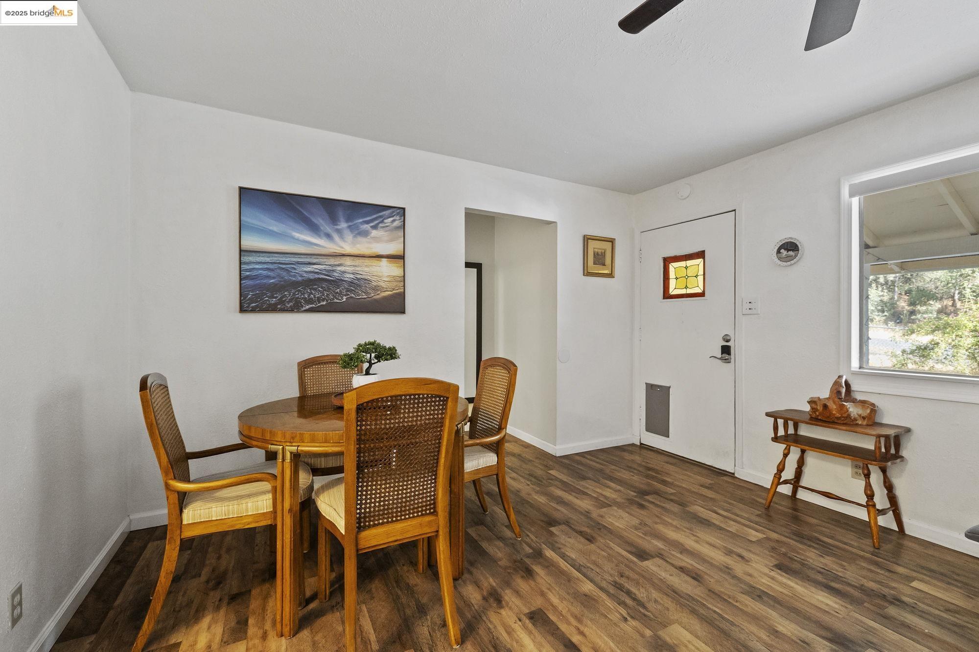 Detail Gallery Image 8 of 22 For 15518 Jenness Rd, Sonora,  CA 95370 - 2 Beds | 1 Baths