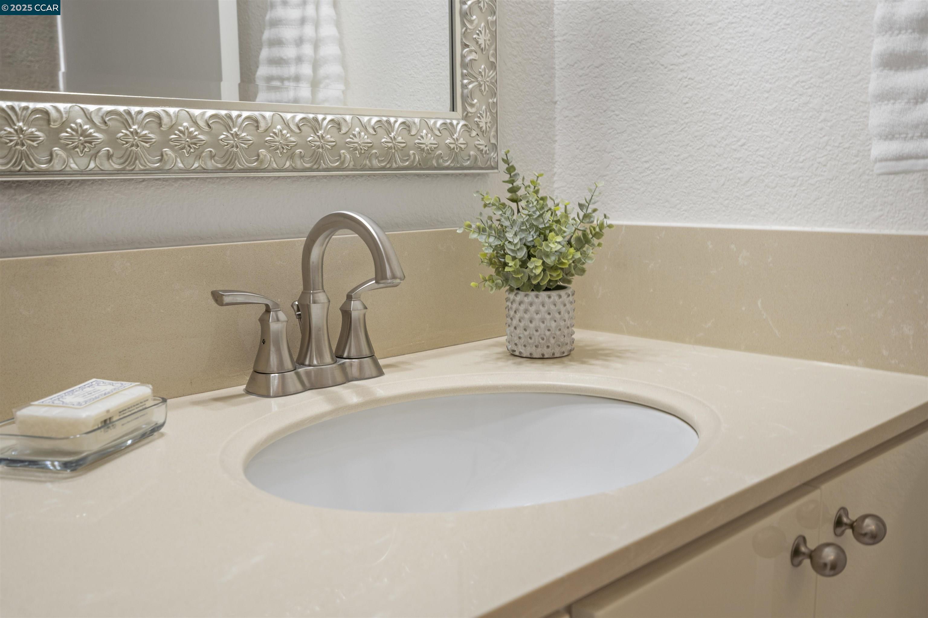 Photo #16: 41105159 Listing: Photo #16