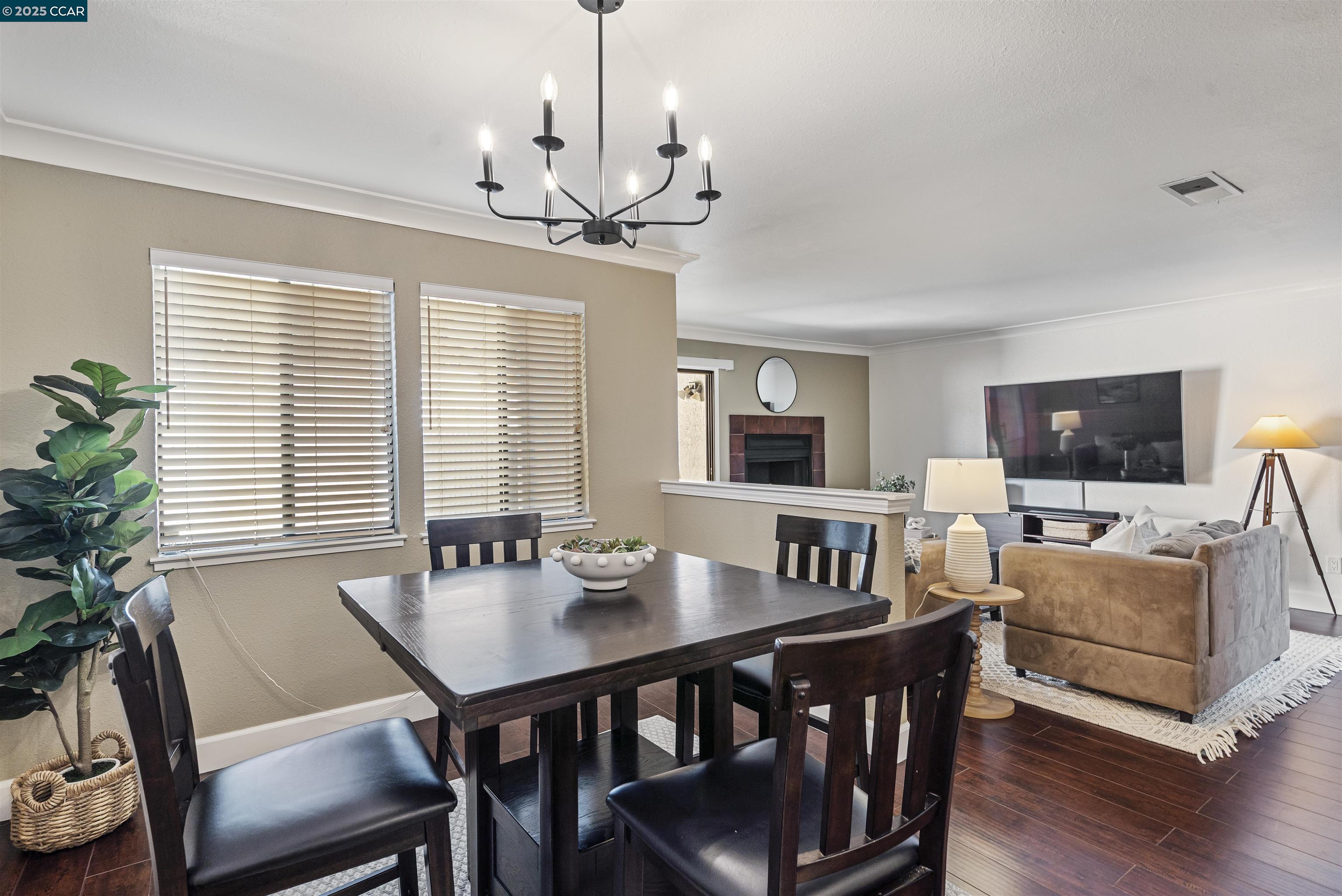 Photo #9: 41105159 Listing: Photo #9