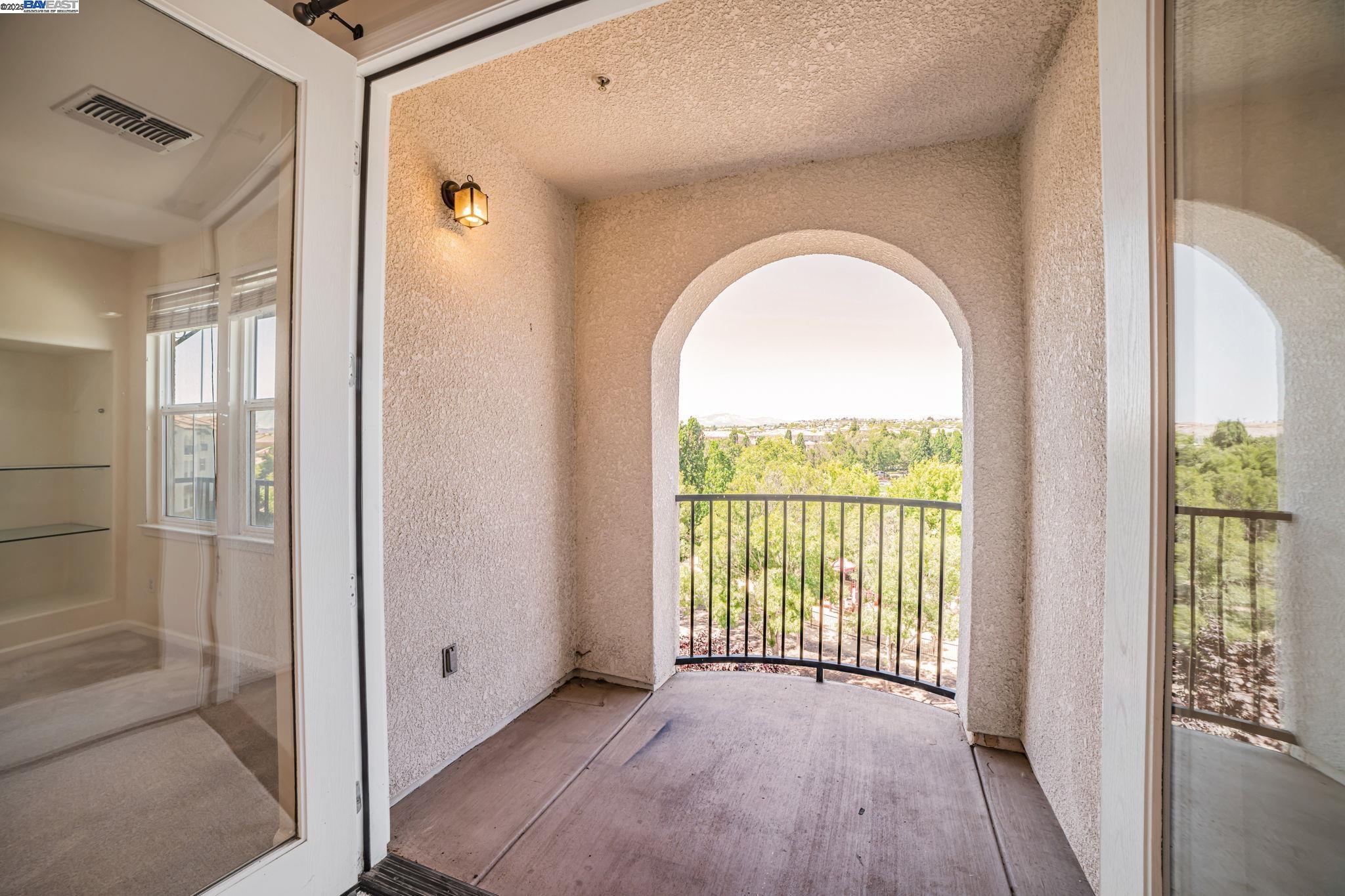 Detail Gallery Image 21 of 30 For 3290 Maguire Way #414,  Dublin,  CA 94568 - 2 Beds | 2/1 Baths