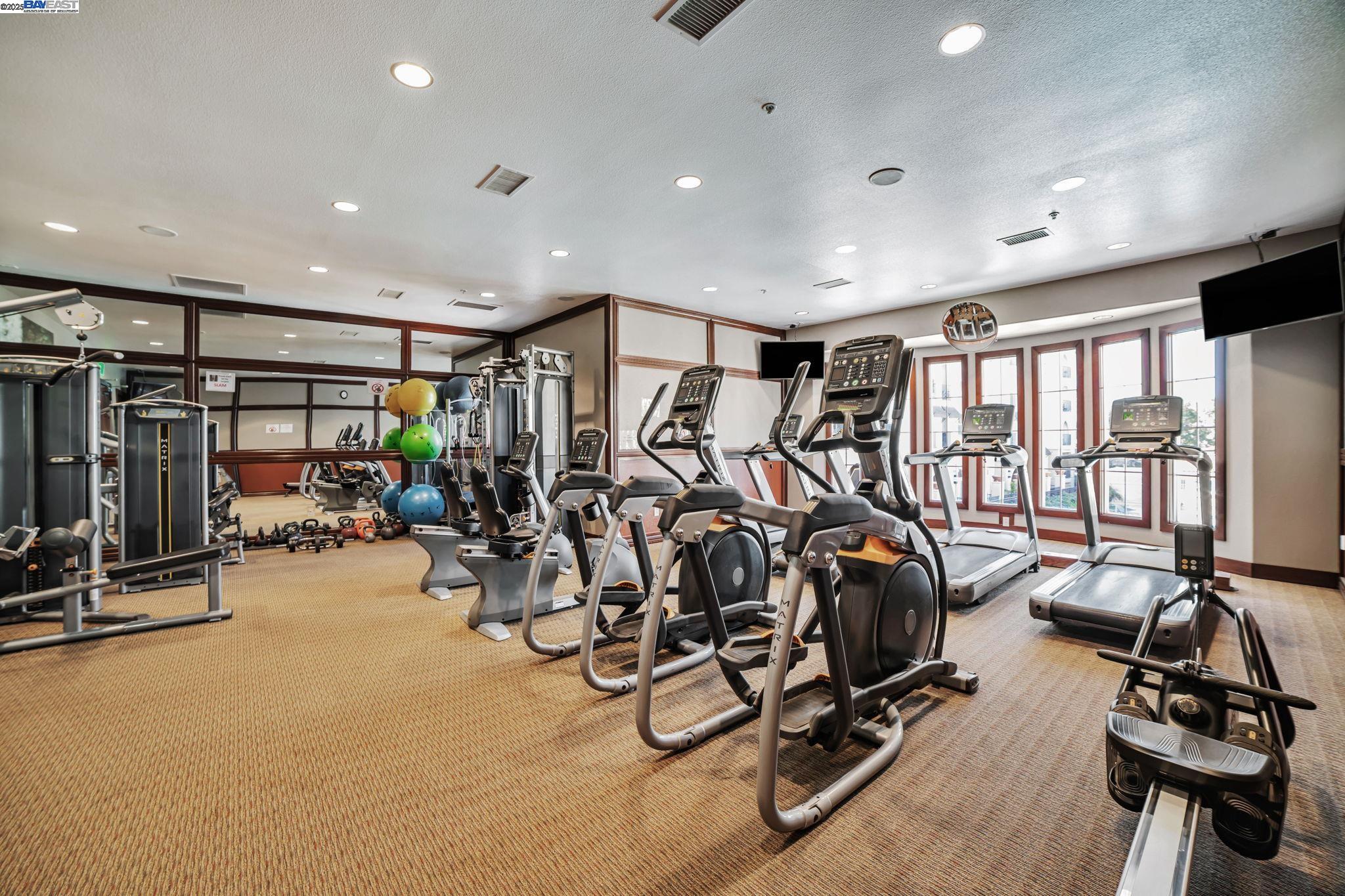 Detail Gallery Image 26 of 30 For 3290 Maguire Way #414,  Dublin,  CA 94568 - 2 Beds | 2/1 Baths