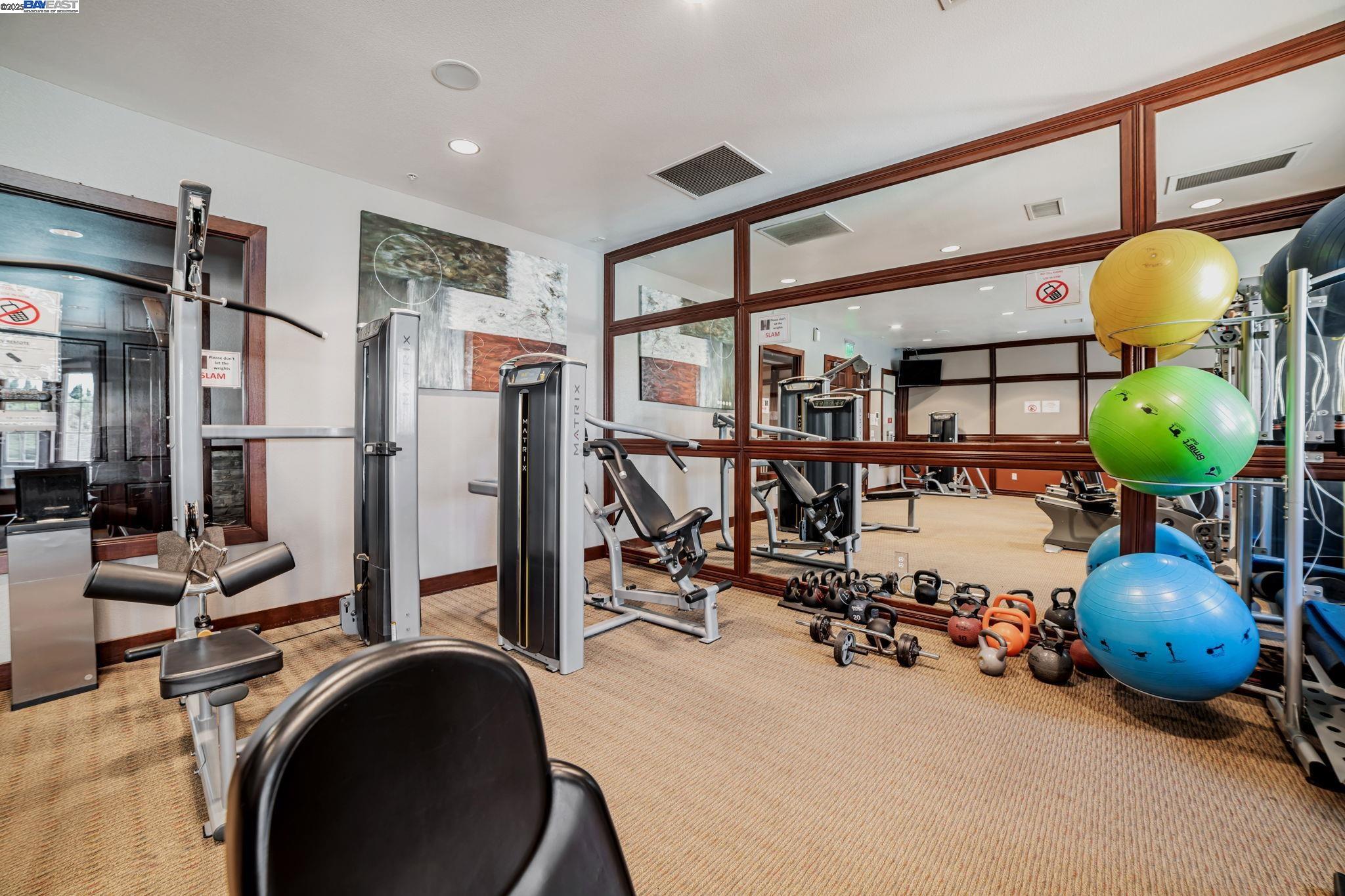 Detail Gallery Image 27 of 30 For 3290 Maguire Way #414,  Dublin,  CA 94568 - 2 Beds | 2/1 Baths
