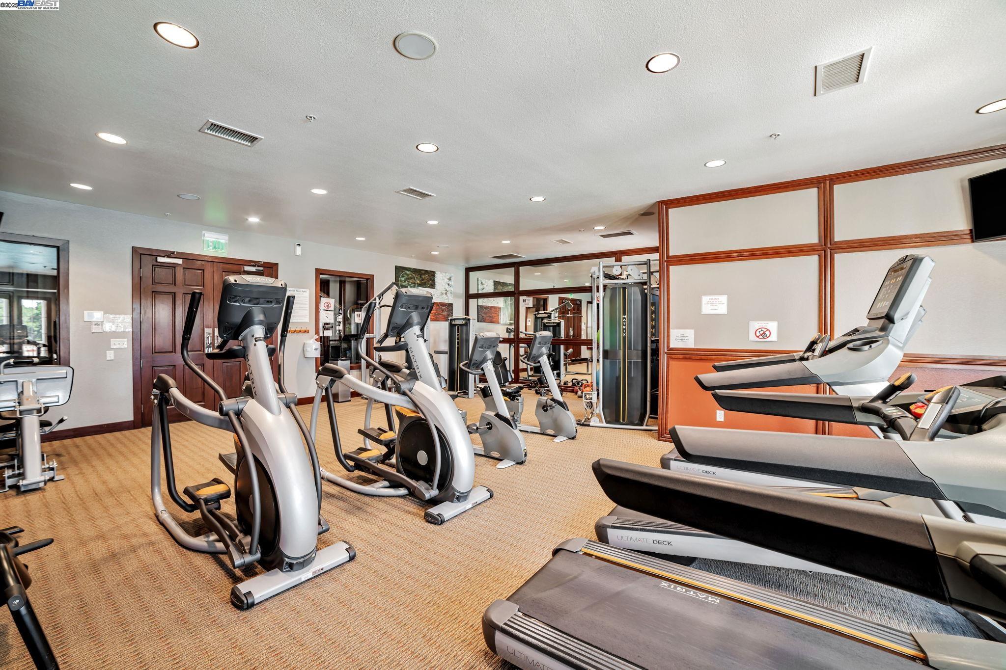 Detail Gallery Image 28 of 30 For 3290 Maguire Way #414,  Dublin,  CA 94568 - 2 Beds | 2/1 Baths