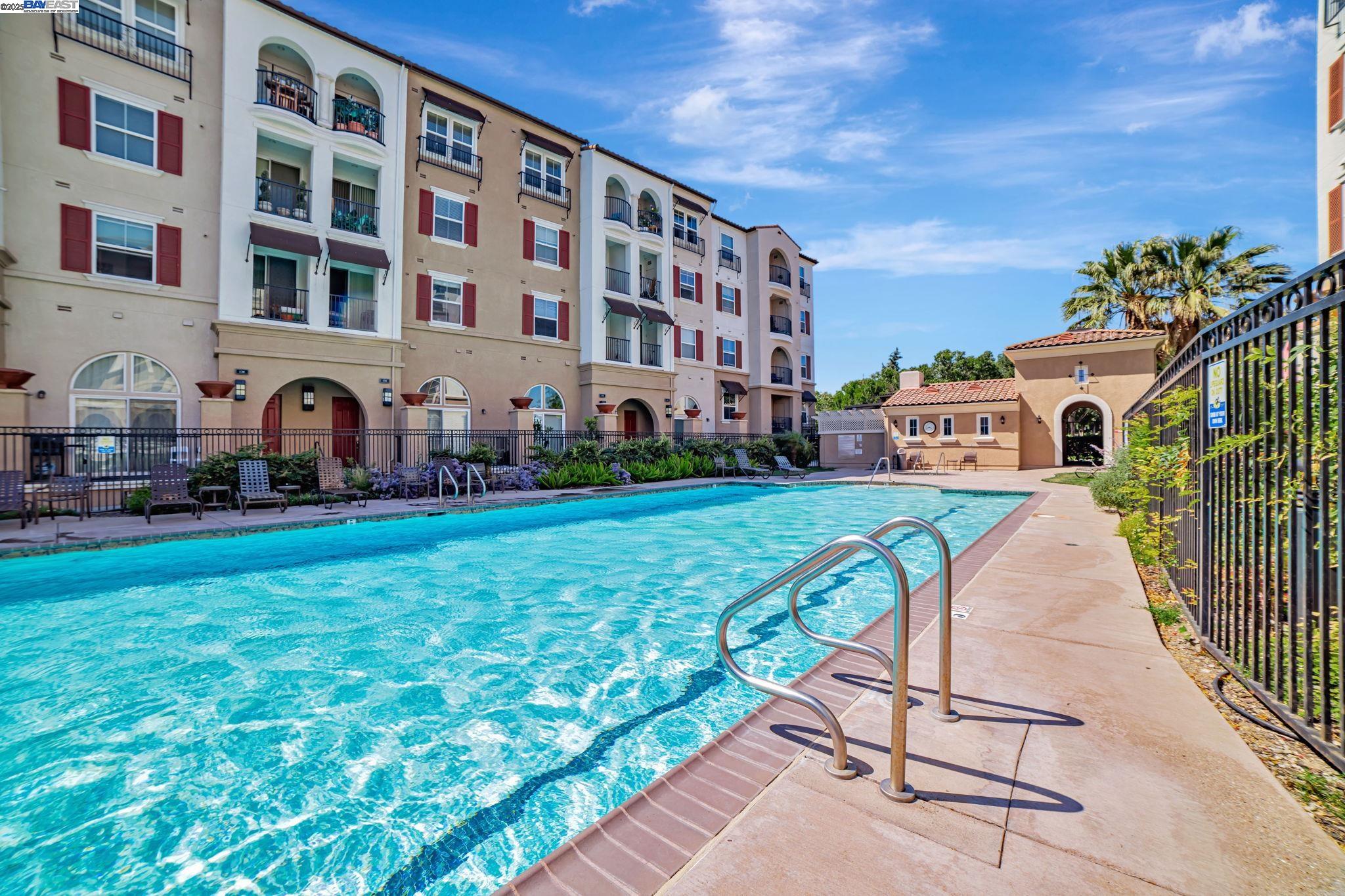 Detail Gallery Image 29 of 30 For 3290 Maguire Way #414,  Dublin,  CA 94568 - 2 Beds | 2/1 Baths