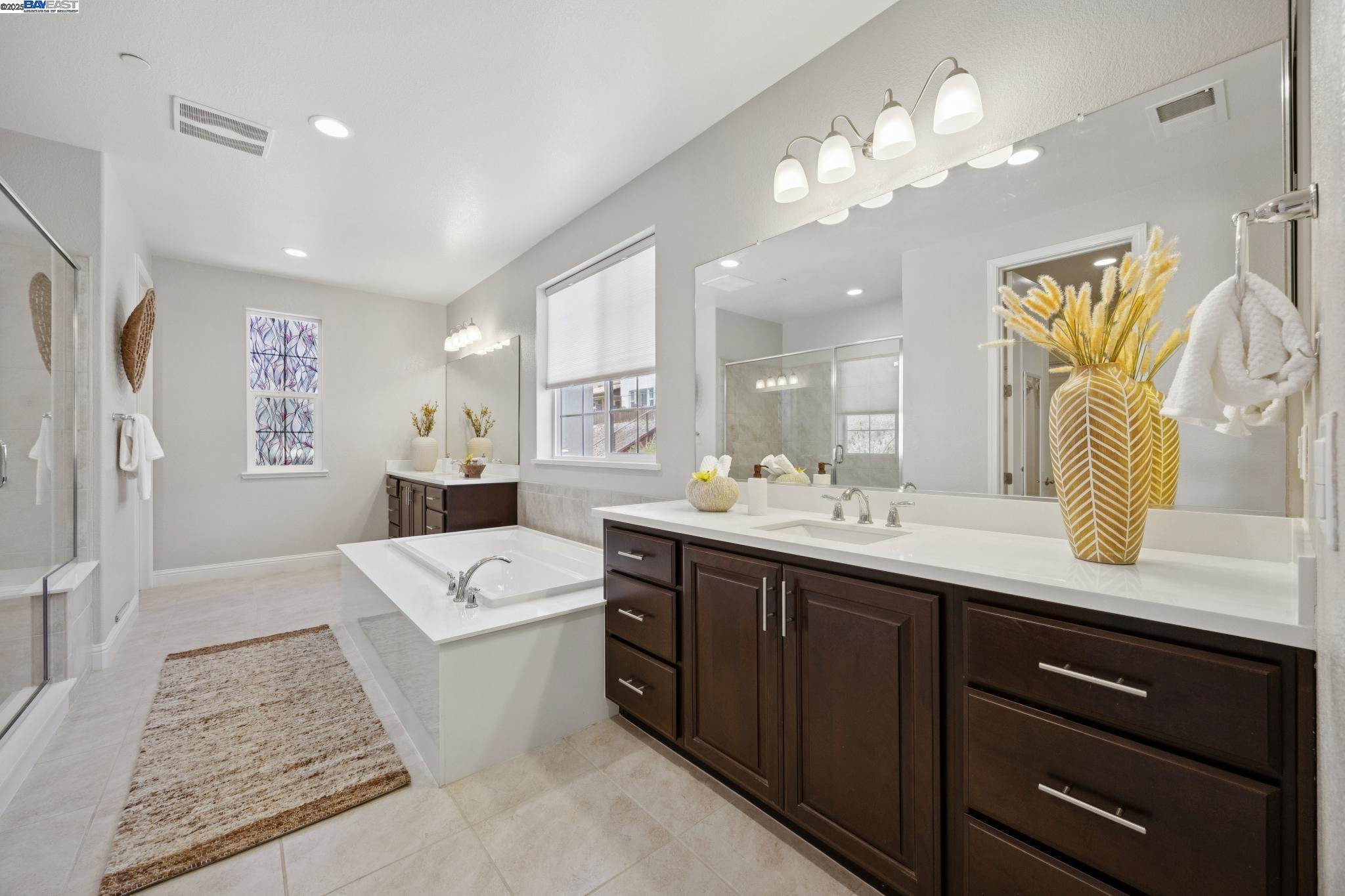 Detail Gallery Image 29 of 58 For 28792 Vista Grande Dr, Hayward,  CA 94544 - 4 Beds | 3 Baths