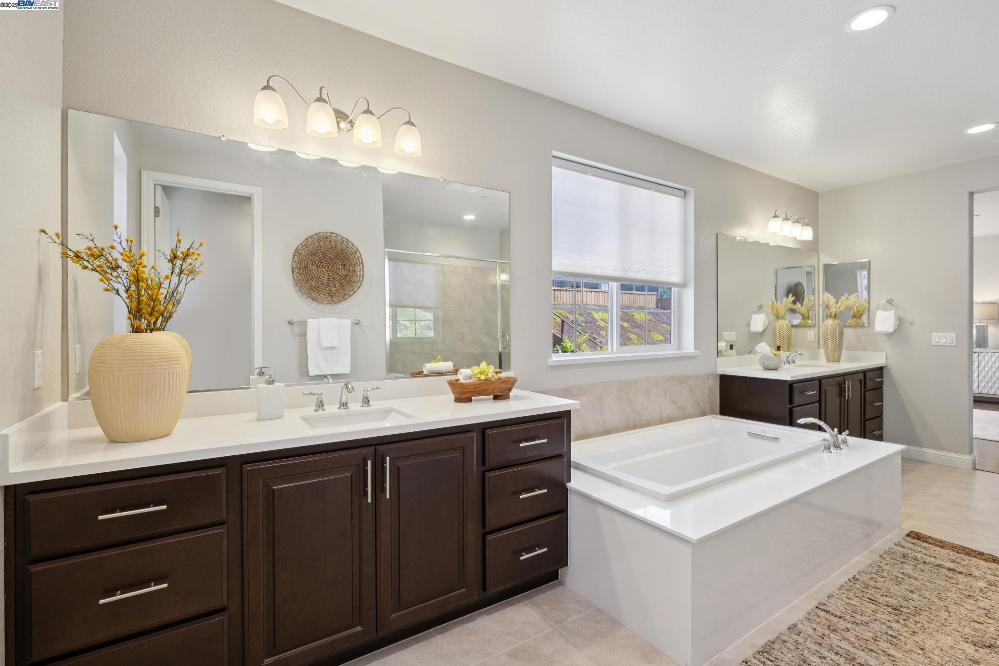Detail Gallery Image 32 of 58 For 28792 Vista Grande Dr, Hayward,  CA 94544 - 4 Beds | 3 Baths