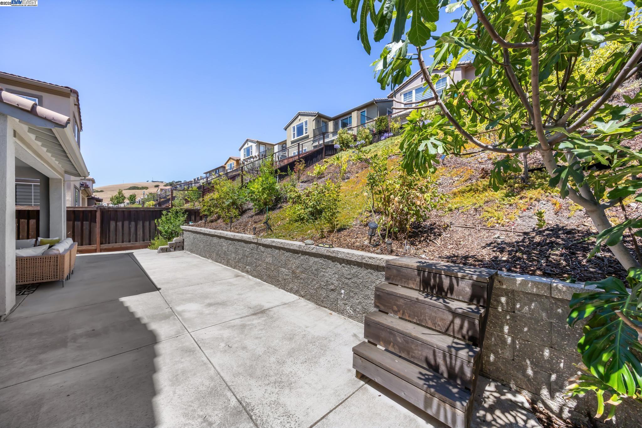 Detail Gallery Image 50 of 58 For 28792 Vista Grande Dr, Hayward,  CA 94544 - 4 Beds | 3 Baths