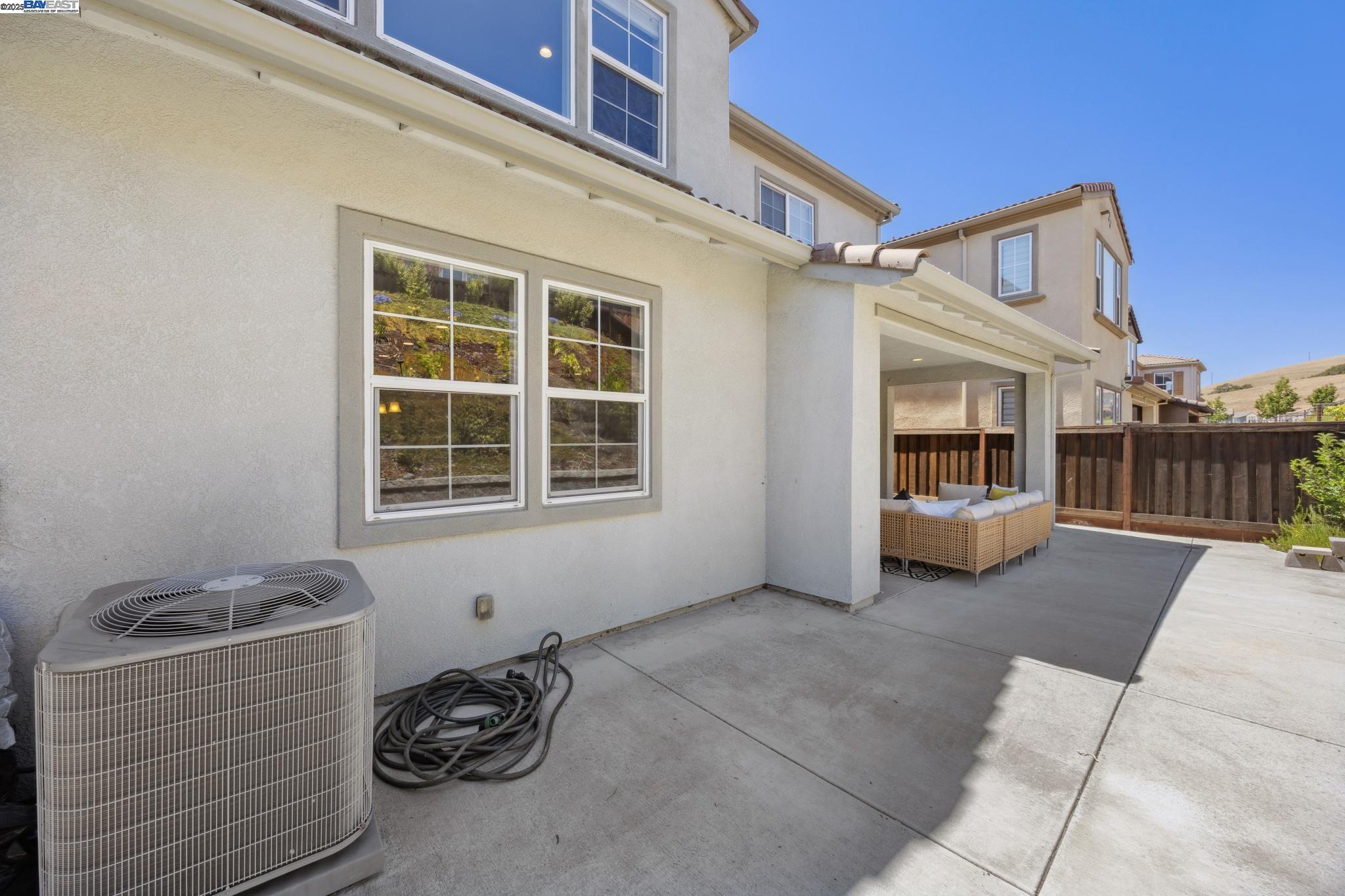 Detail Gallery Image 53 of 58 For 28792 Vista Grande Dr, Hayward,  CA 94544 - 4 Beds | 3 Baths
