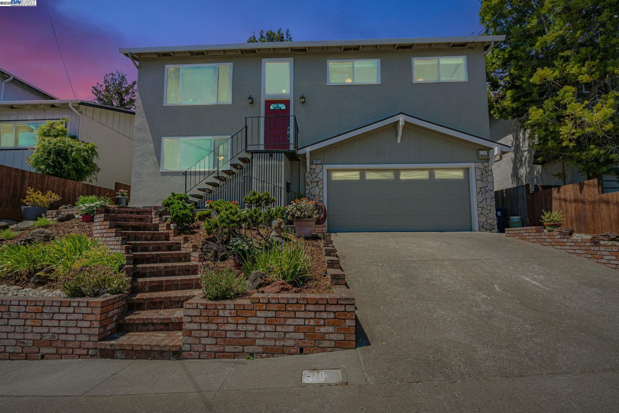 Detail Gallery Image 2 of 51 For 19477 Yuma Street, Castro Valley,  CA 94546-3238 - 3 Beds | 2 Baths