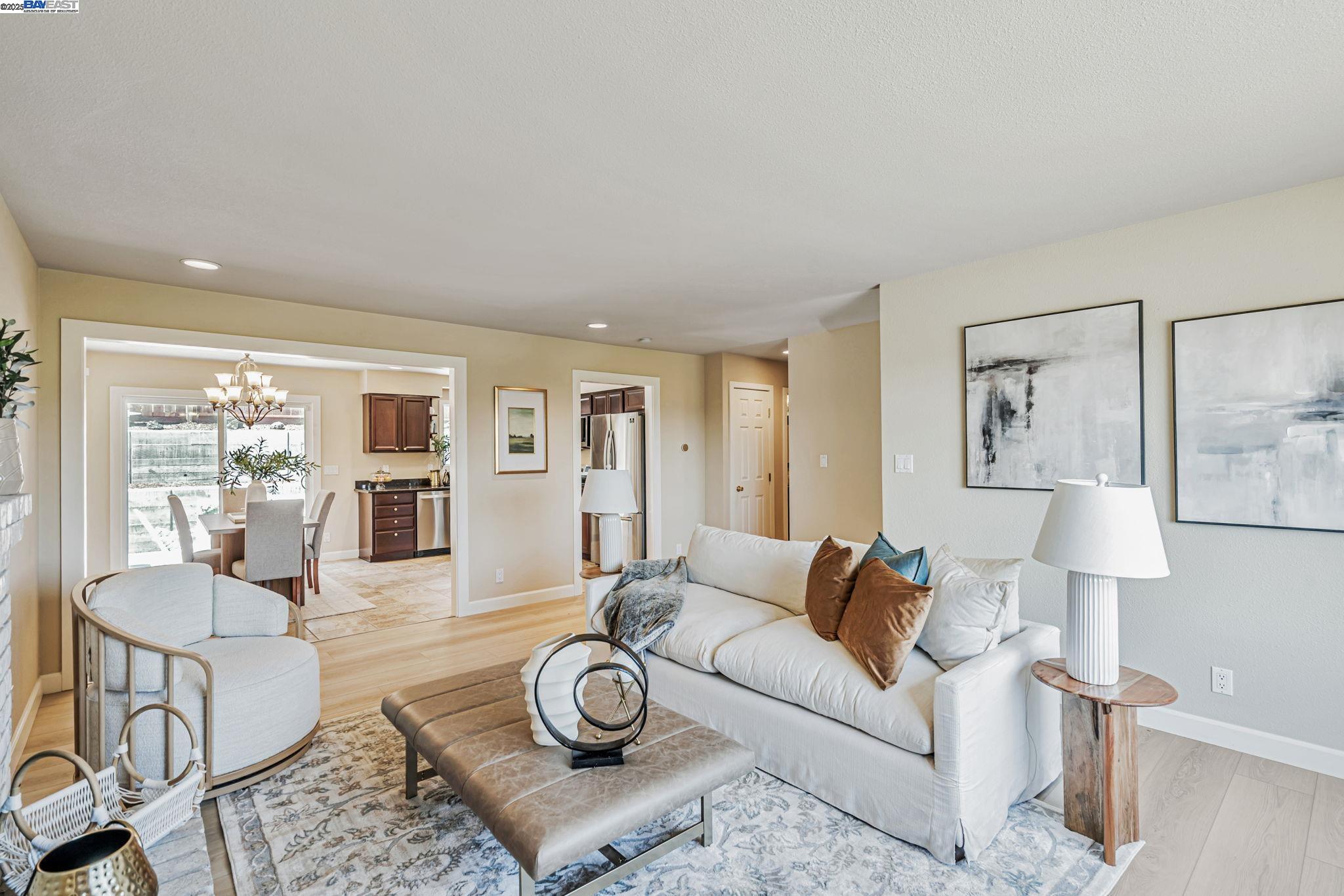 Detail Gallery Image 9 of 51 For 19477 Yuma Street, Castro Valley,  CA 94546-3238 - 3 Beds | 2 Baths