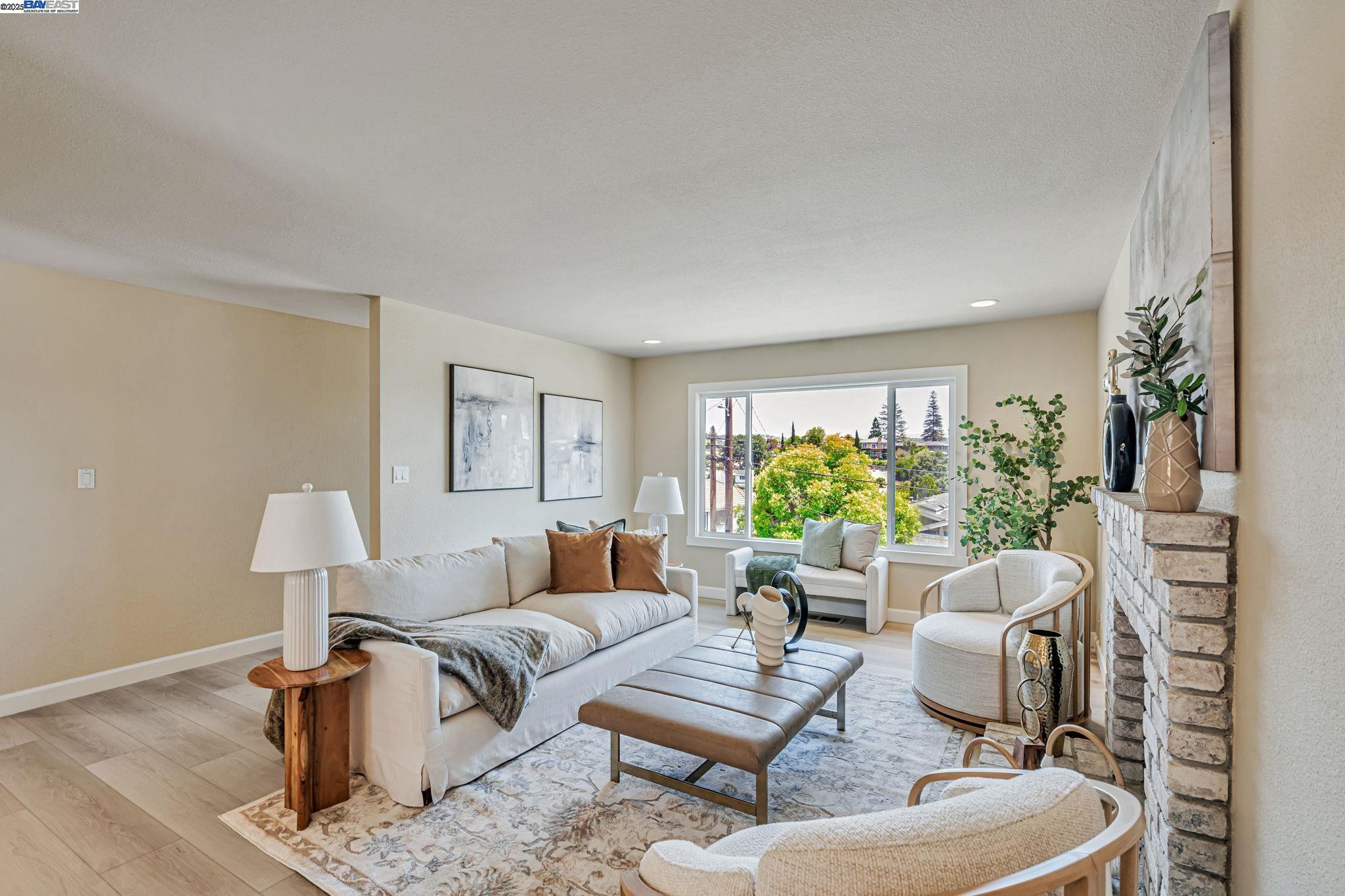 Detail Gallery Image 10 of 51 For 19477 Yuma Street, Castro Valley,  CA 94546-3238 - 3 Beds | 2 Baths