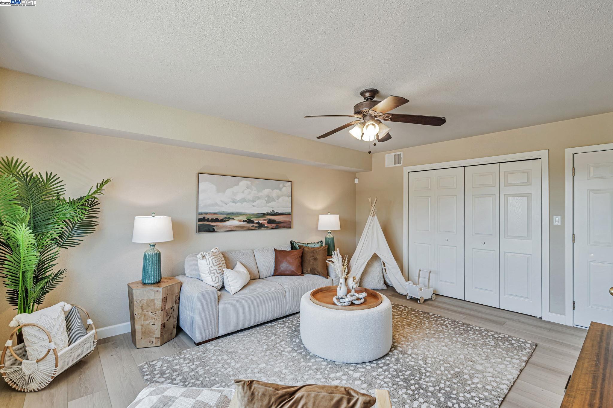 Detail Gallery Image 12 of 51 For 19477 Yuma Street, Castro Valley,  CA 94546-3238 - 3 Beds | 2 Baths