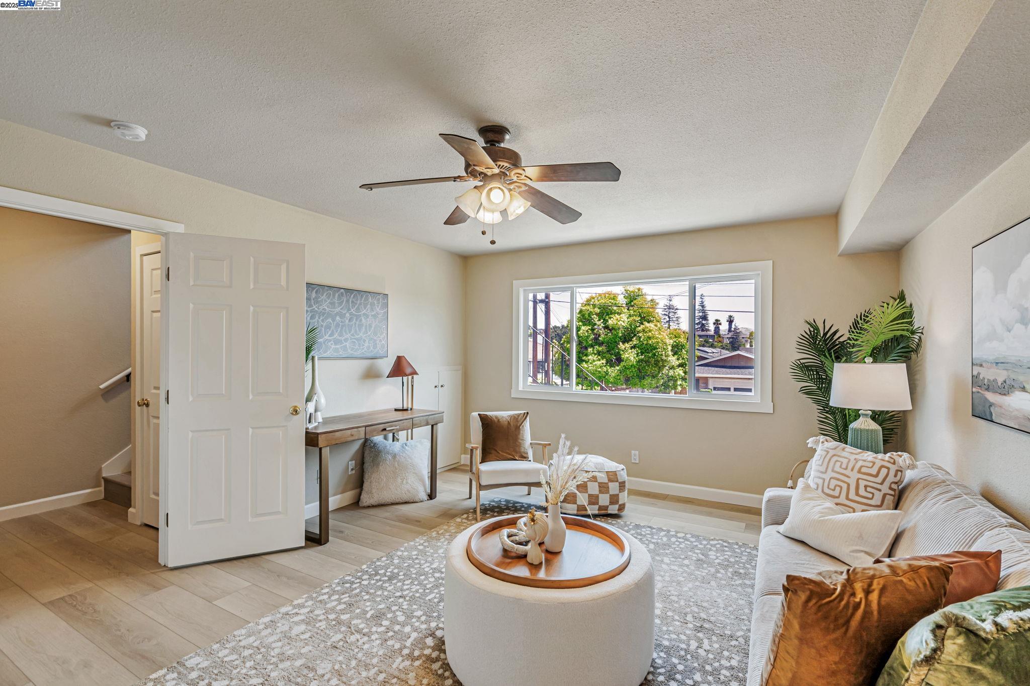 Detail Gallery Image 14 of 51 For 19477 Yuma Street, Castro Valley,  CA 94546-3238 - 3 Beds | 2 Baths