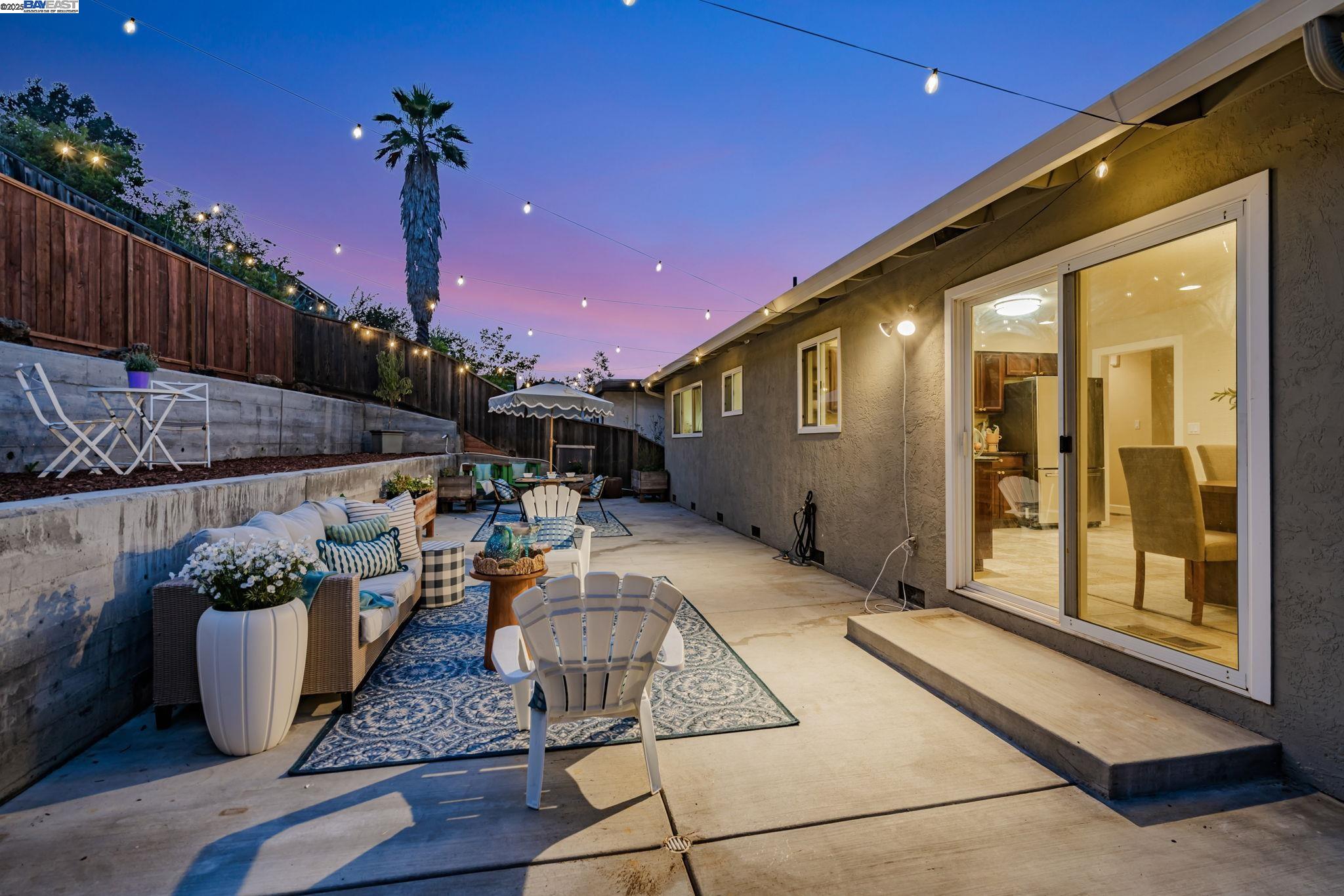 Detail Gallery Image 47 of 51 For 19477 Yuma Street, Castro Valley,  CA 94546-3238 - 3 Beds | 2 Baths