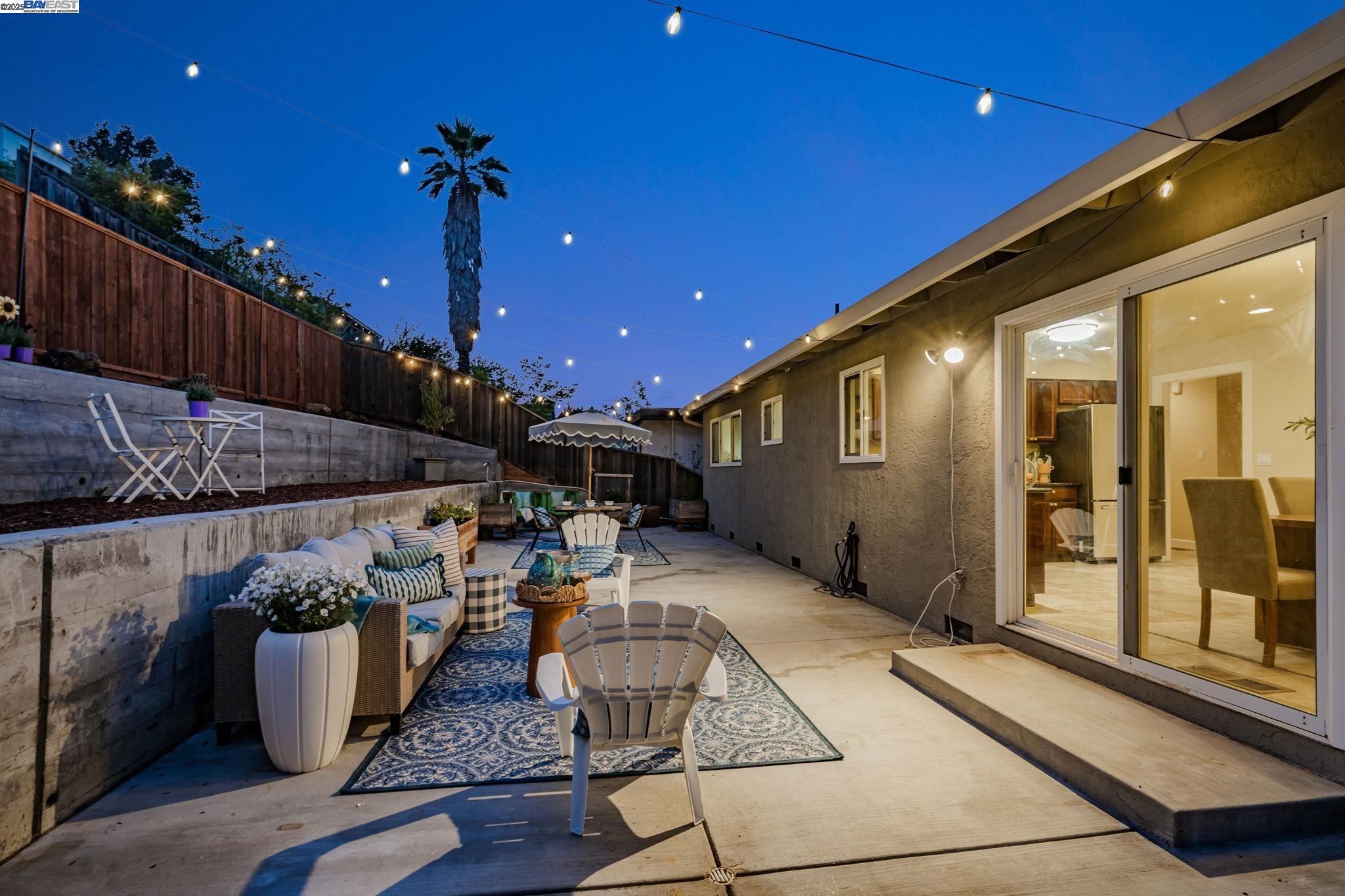Detail Gallery Image 49 of 51 For 19477 Yuma Street, Castro Valley,  CA 94546-3238 - 3 Beds | 2 Baths