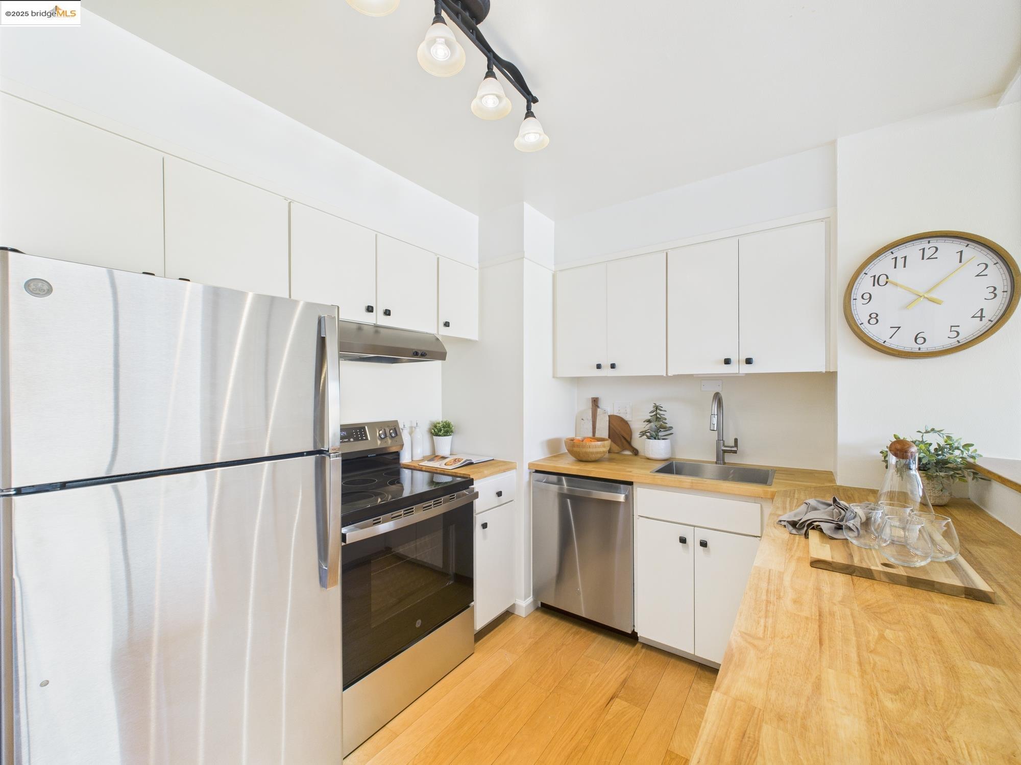 Photo #10: 41105170 Listing: Photo #10