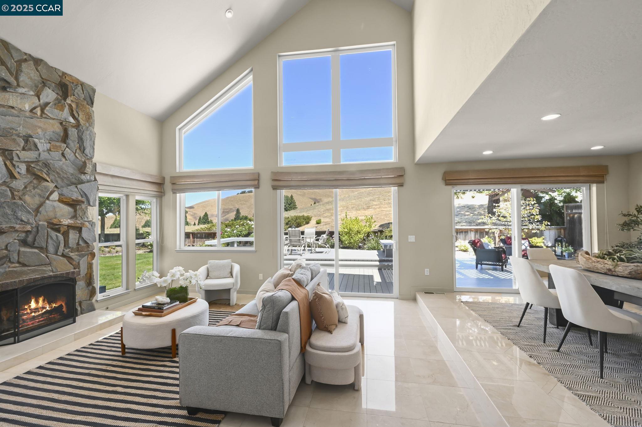 Detail Gallery Image 9 of 60 For 36 Tennis Club Dr, Danville,  CA 94506 - 3 Beds | 2/1 Baths
