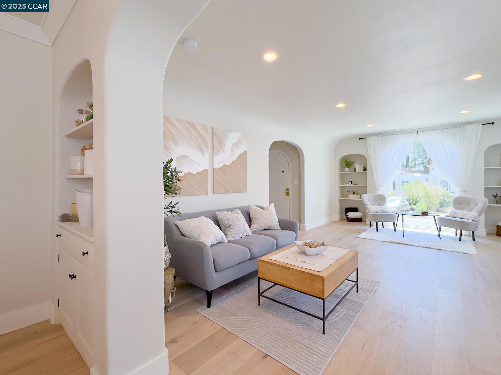 Detail Gallery Image 14 of 51 For 3438 Guido St, Oakland,  CA 94602 - 2 Beds | 1 Baths