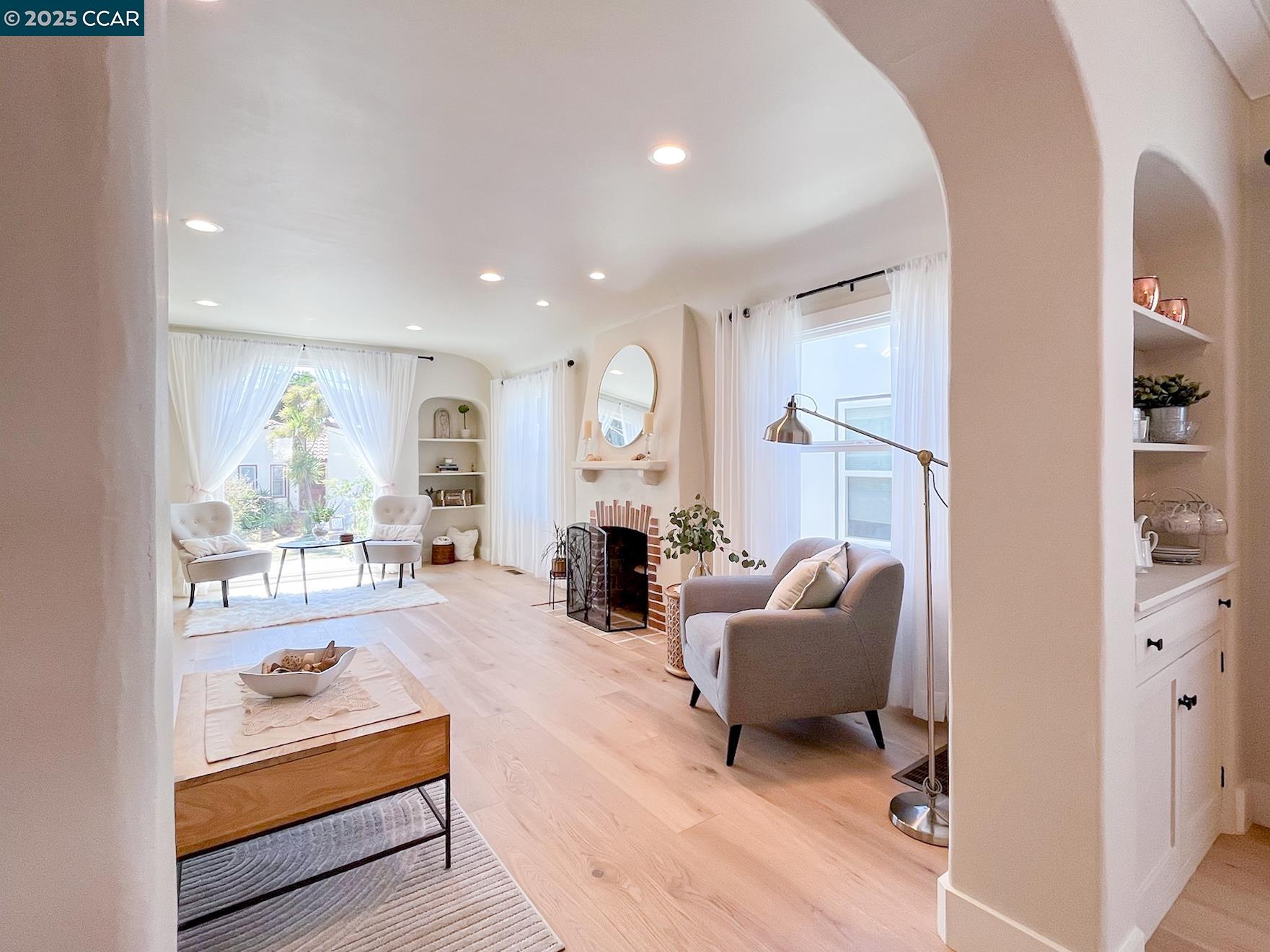 Detail Gallery Image 15 of 51 For 3438 Guido St, Oakland,  CA 94602 - 2 Beds | 1 Baths