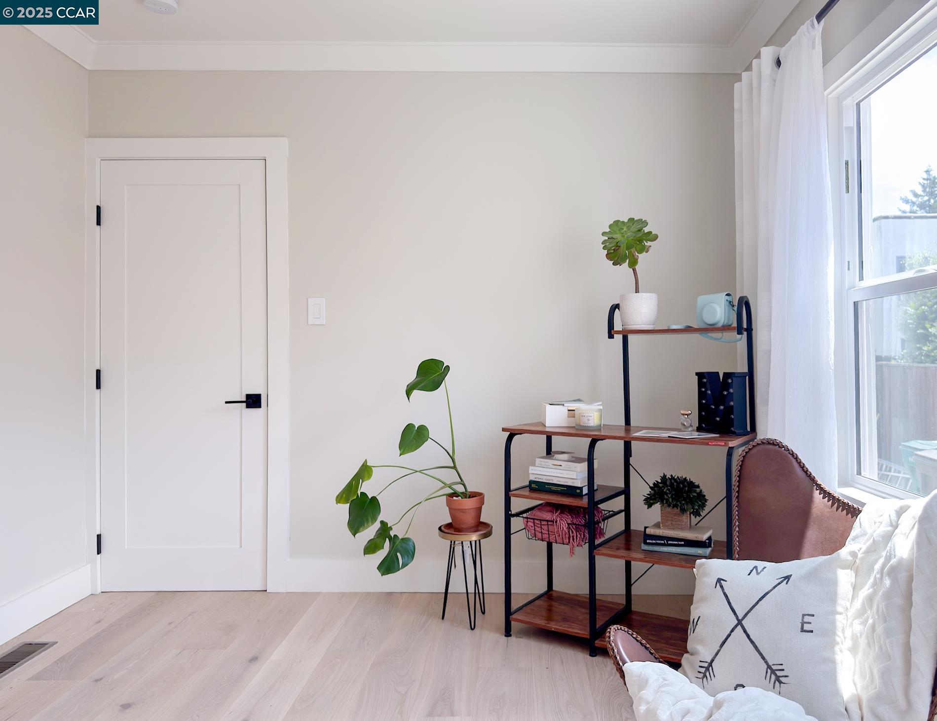 Detail Gallery Image 27 of 51 For 3438 Guido St, Oakland,  CA 94602 - 2 Beds | 1 Baths
