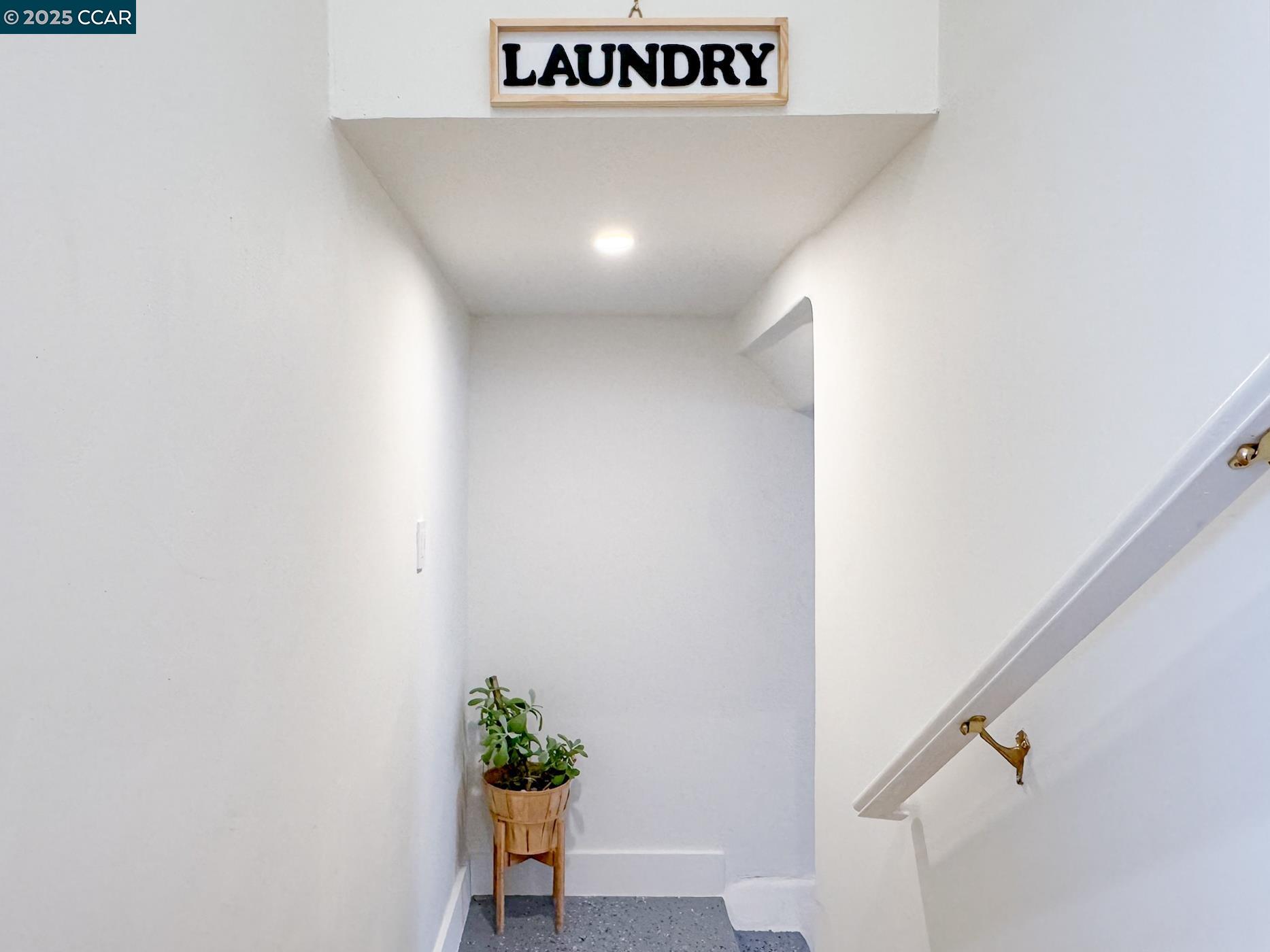 Detail Gallery Image 36 of 51 For 3438 Guido St, Oakland,  CA 94602 - 2 Beds | 1 Baths