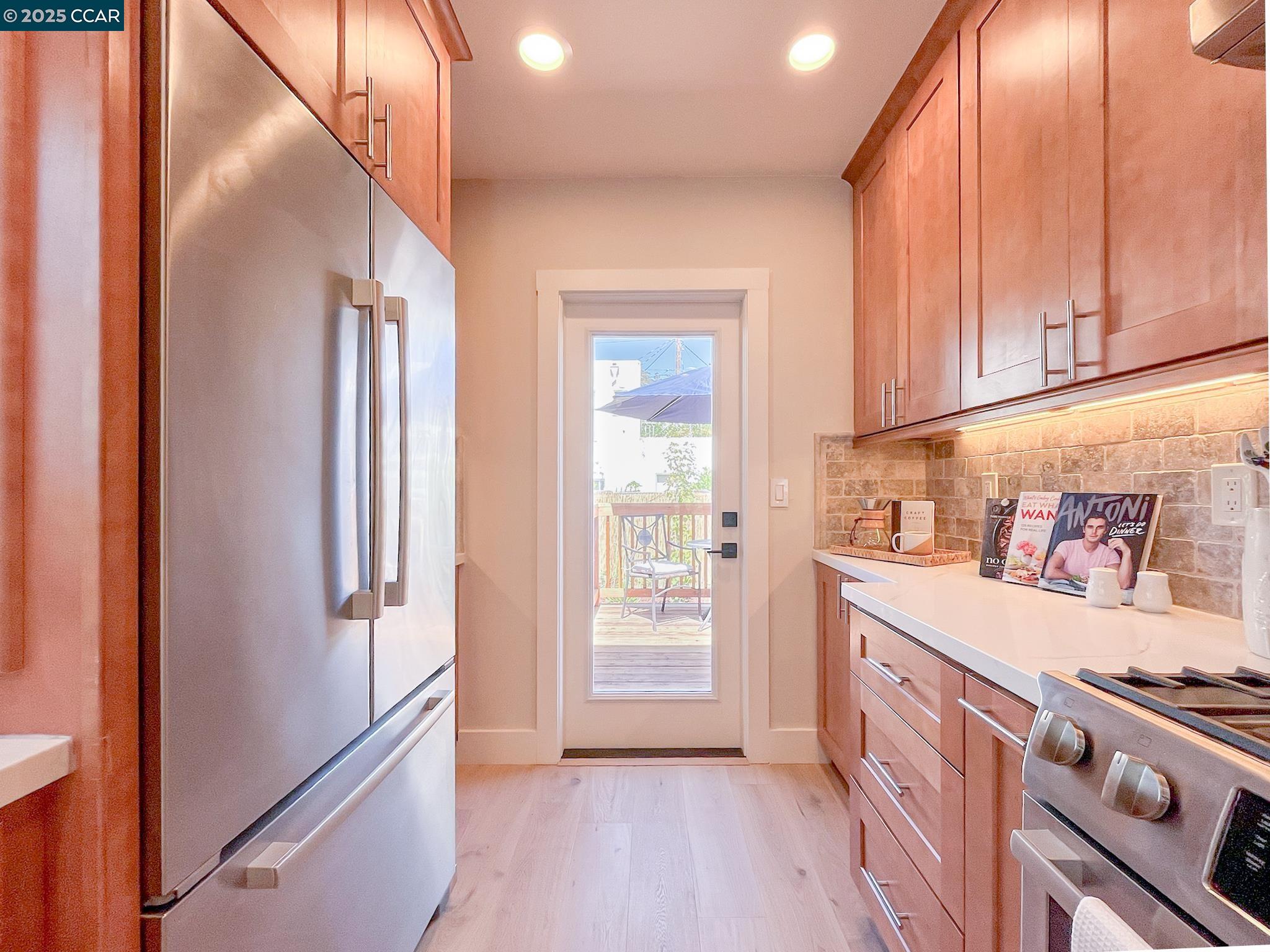 Detail Gallery Image 41 of 51 For 3438 Guido St, Oakland,  CA 94602 - 2 Beds | 1 Baths