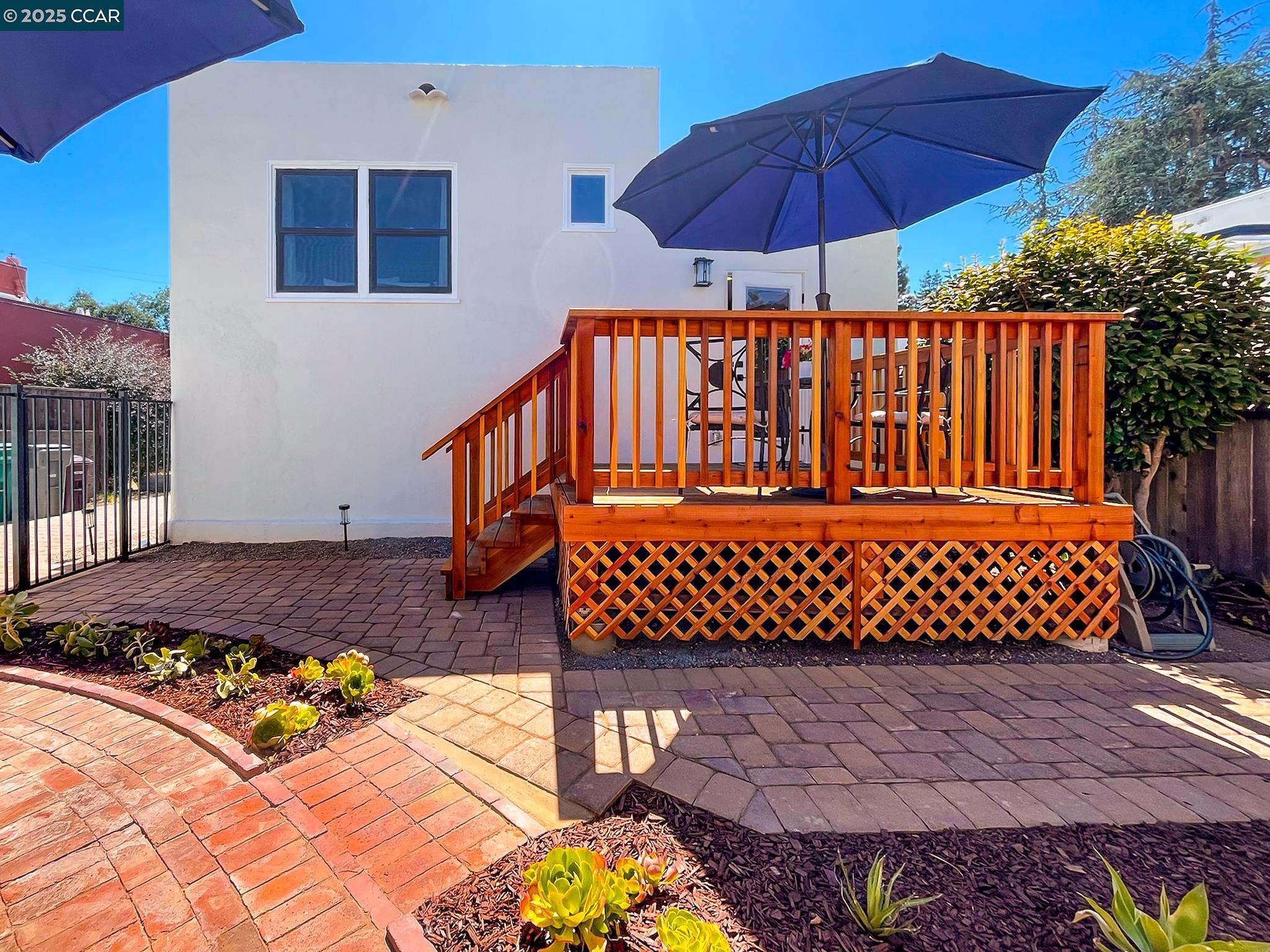 Detail Gallery Image 46 of 51 For 3438 Guido St, Oakland,  CA 94602 - 2 Beds | 1 Baths