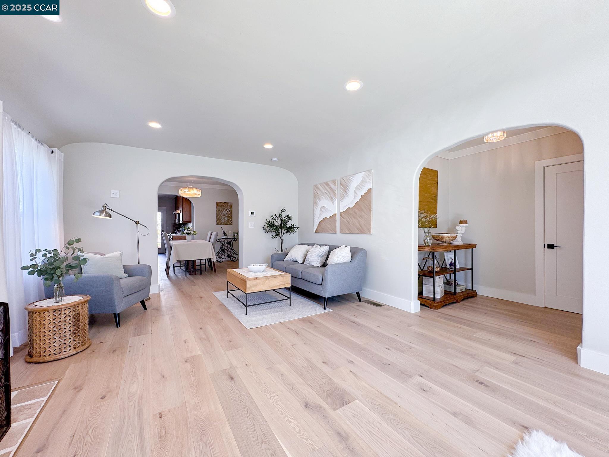 Detail Gallery Image 10 of 51 For 3438 Guido St, Oakland,  CA 94602 - 2 Beds | 1 Baths