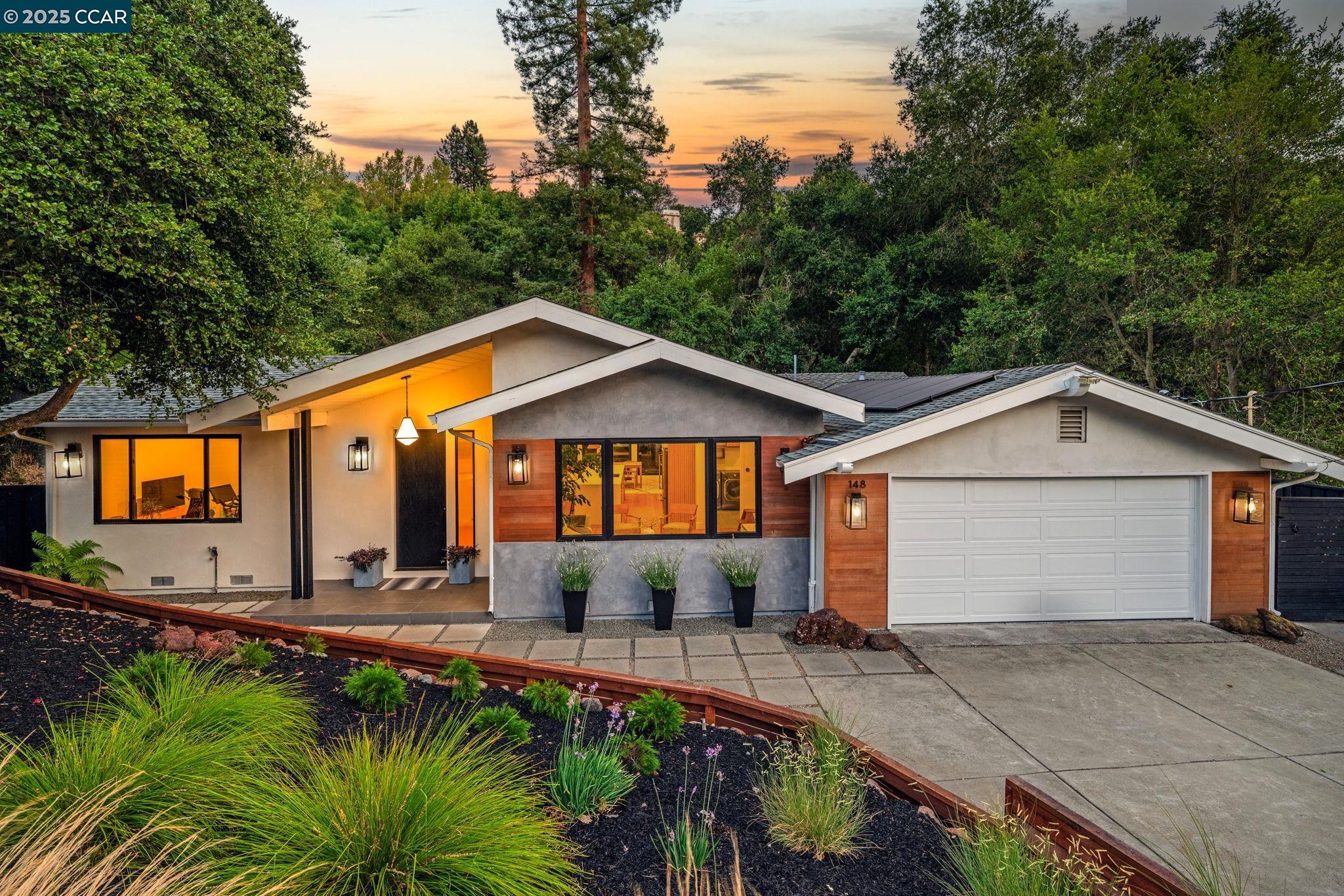 Detail Gallery Image 1 of 50 For 148 Draeger Drive, Moraga,  CA 94556 - 4 Beds | 2/1 Baths