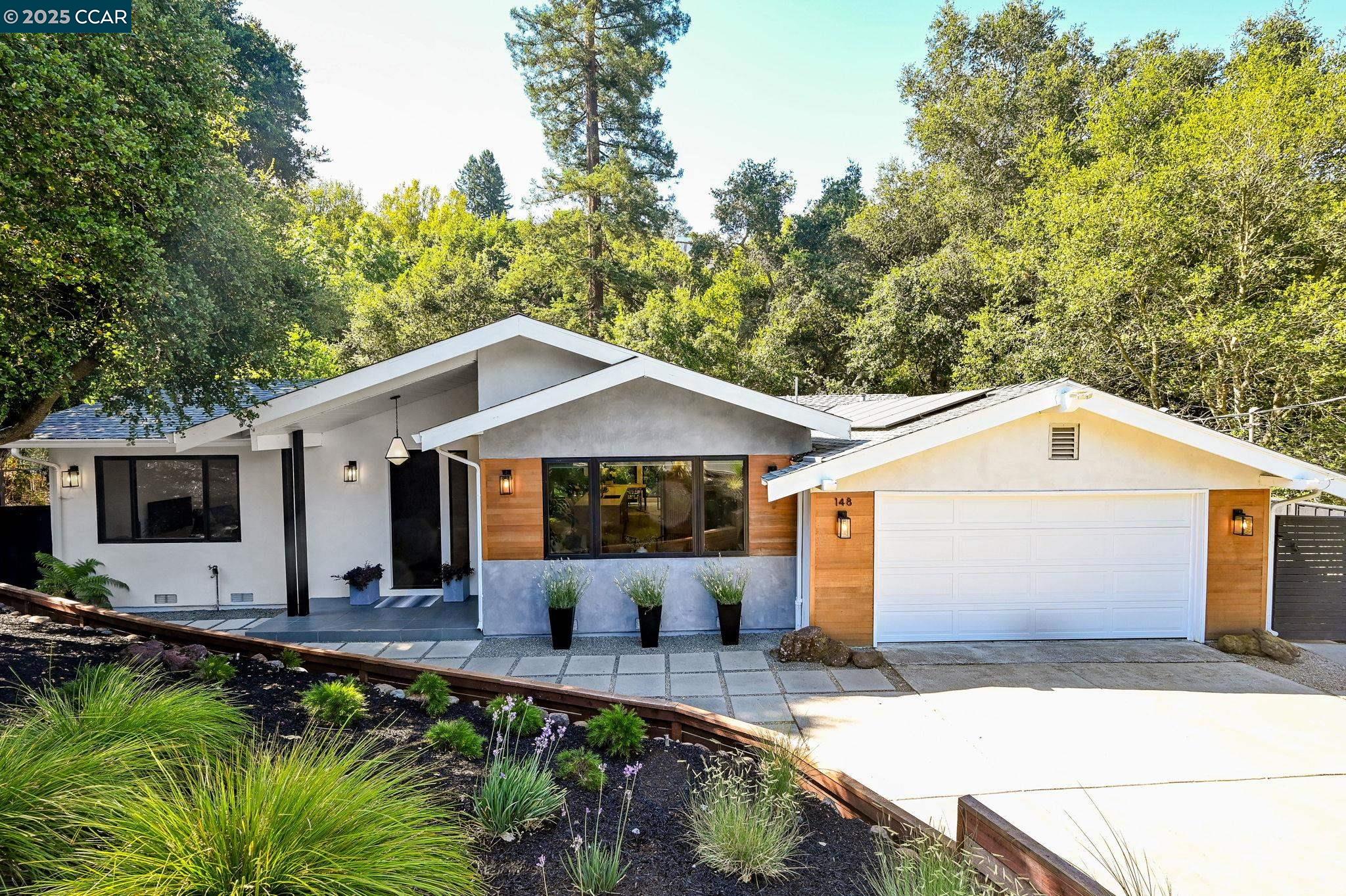 Detail Gallery Image 3 of 50 For 148 Draeger Drive, Moraga,  CA 94556 - 4 Beds | 2/1 Baths
