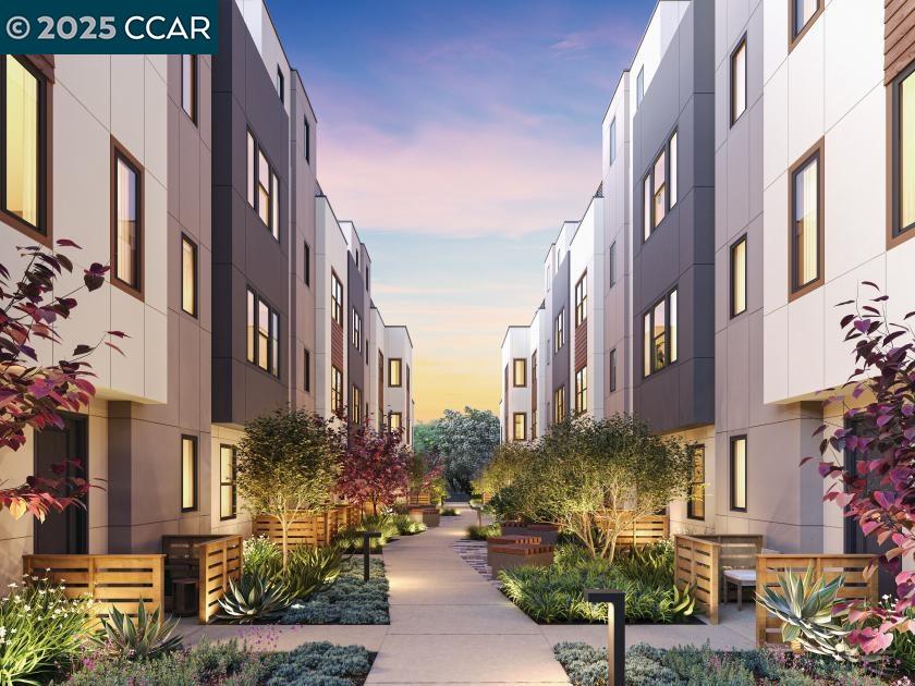 Detail Gallery Image 10 of 14 For 3089 El Camino Real #11,  Santa Clara,  CA 95051 - 2 Beds | 2/1 Baths