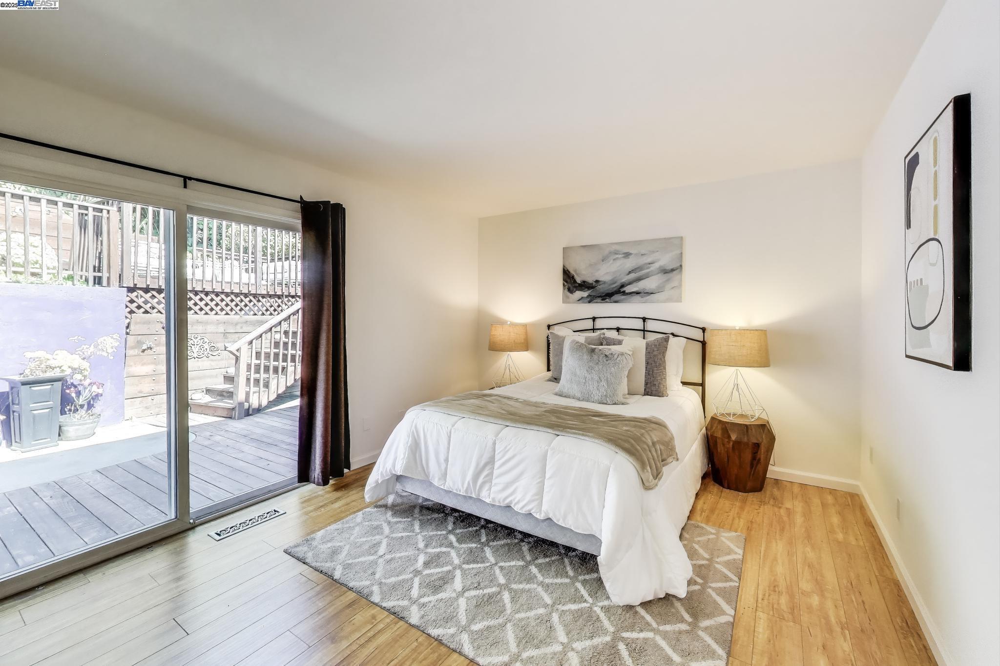 Detail Gallery Image 20 of 44 For 16660 Winding Blvd, San Leandro,  CA 94578 - 4 Beds | 3 Baths