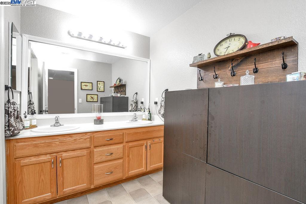 Detail Gallery Image 24 of 46 For 675 Merritt Ct, Discovery Bay,  CA 94505 - 4 Beds | 2/1 Baths