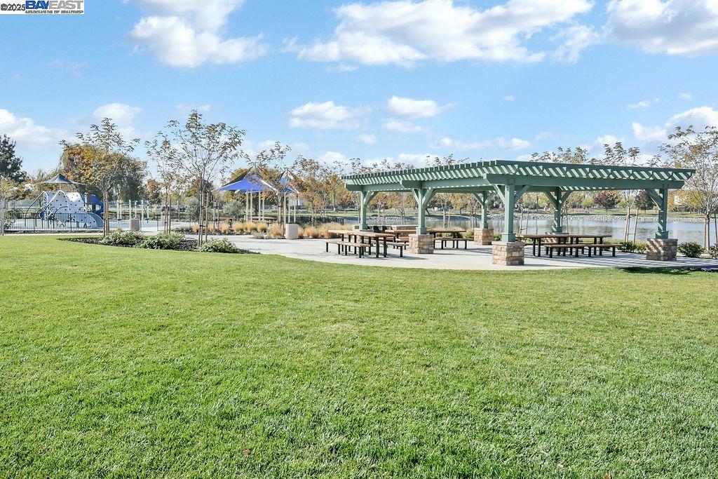 Detail Gallery Image 41 of 46 For 675 Merritt Ct, Discovery Bay,  CA 94505 - 4 Beds | 2/1 Baths