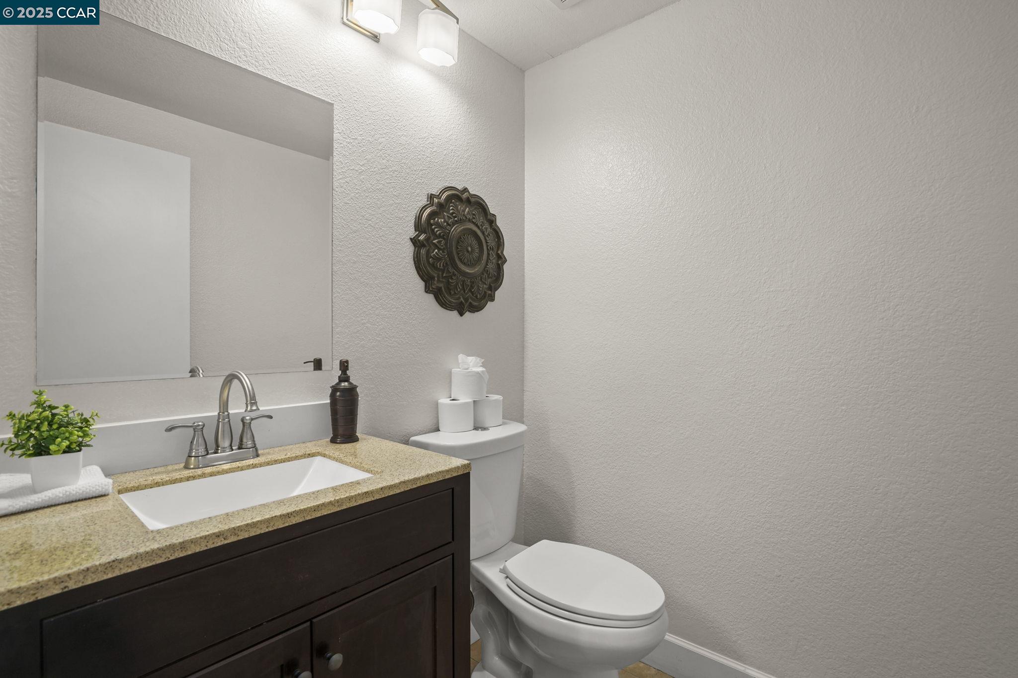 Detail Gallery Image 19 of 31 For 2132 Rock Pass Pl, Martinez,  CA 94553 - 3 Beds | 2/1 Baths