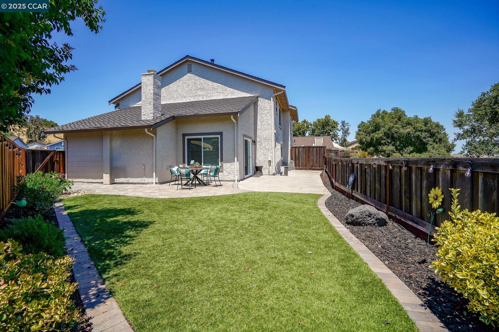 Detail Gallery Image 24 of 31 For 2132 Rock Pass Pl, Martinez,  CA 94553 - 3 Beds | 2/1 Baths