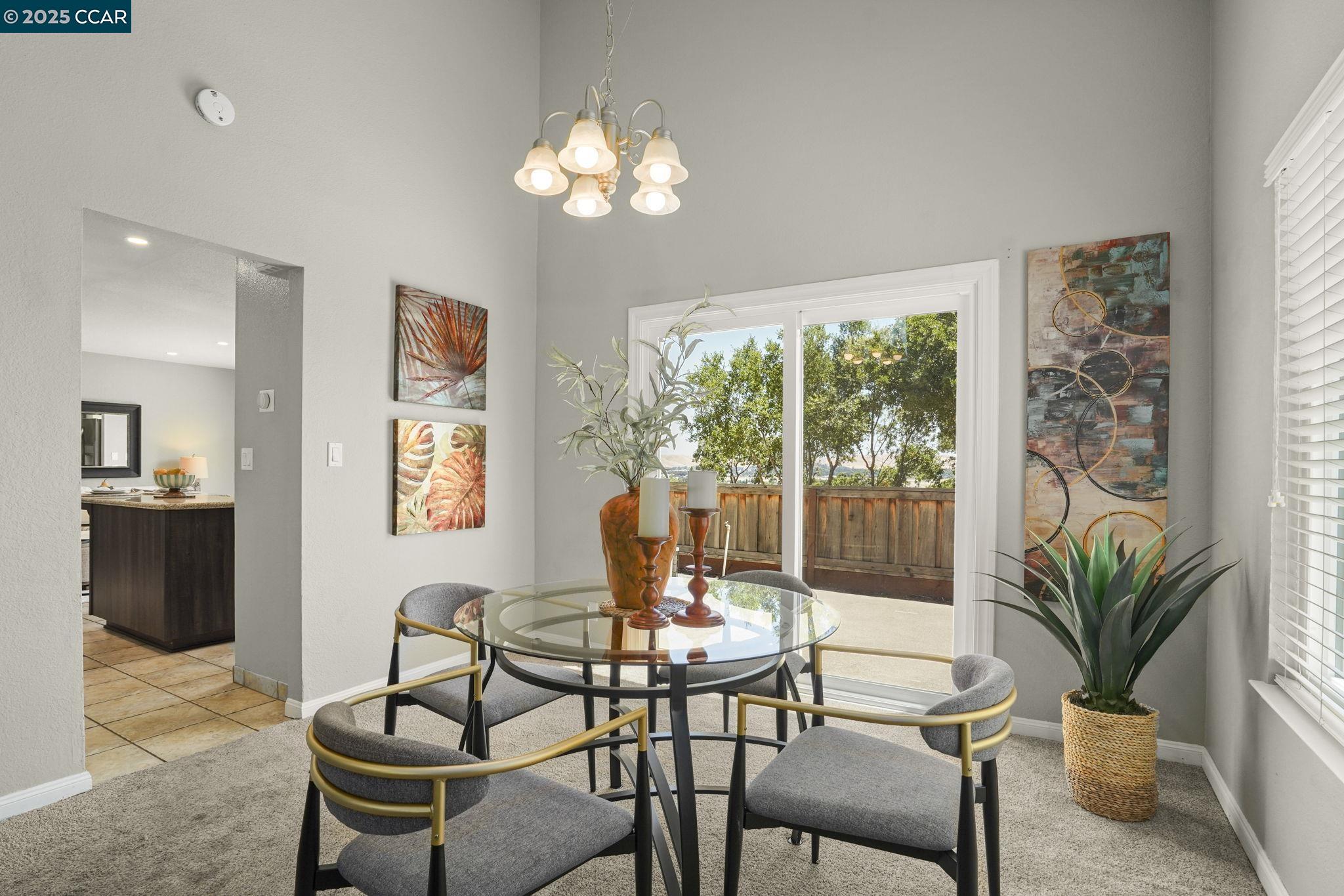 Detail Gallery Image 8 of 31 For 2132 Rock Pass Pl, Martinez,  CA 94553 - 3 Beds | 2/1 Baths