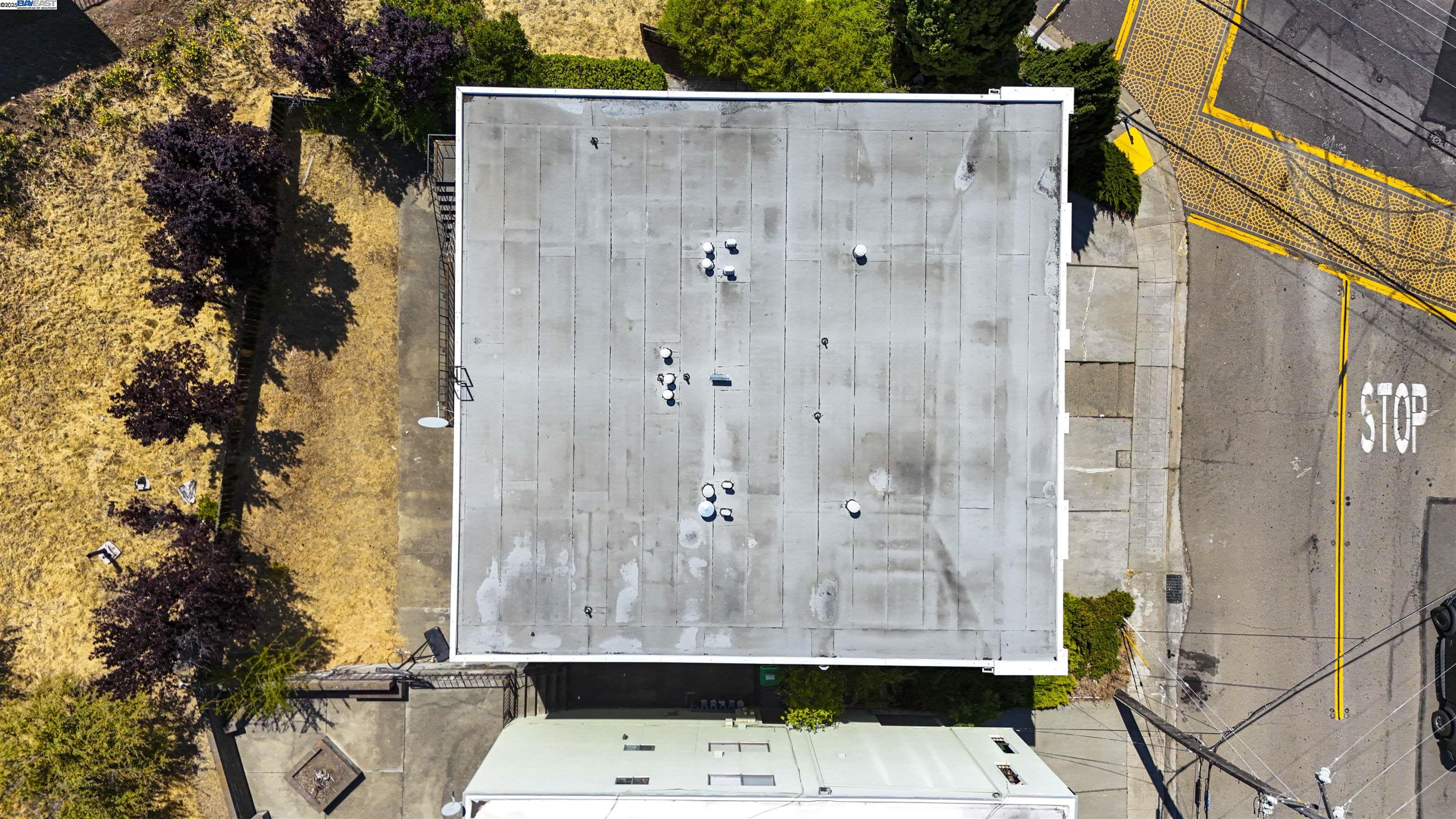 Detail Gallery Image 7 of 19 For 16320 Saratoga St, San Leandro,  CA 94578 - – Beds | – Baths