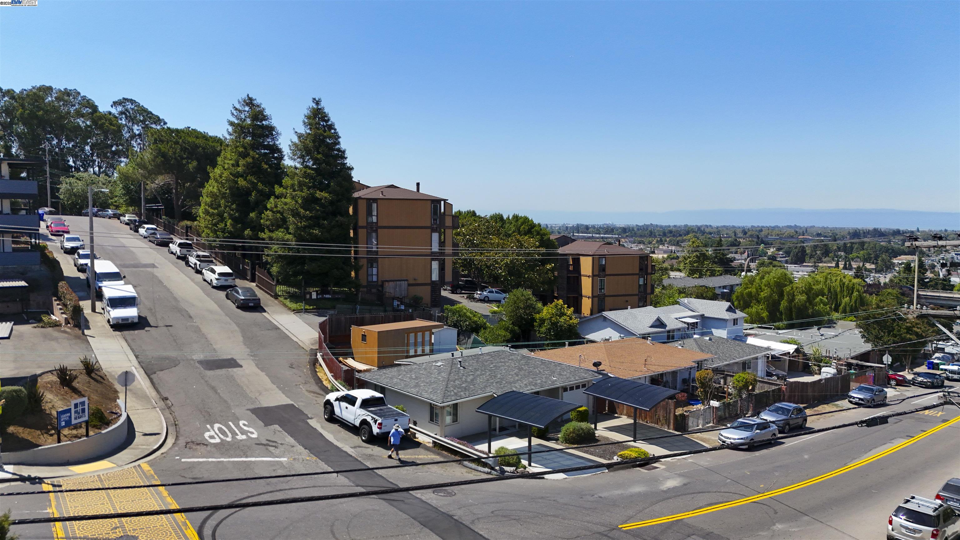Detail Gallery Image 9 of 19 For 16320 Saratoga St, San Leandro,  CA 94578 - – Beds | – Baths