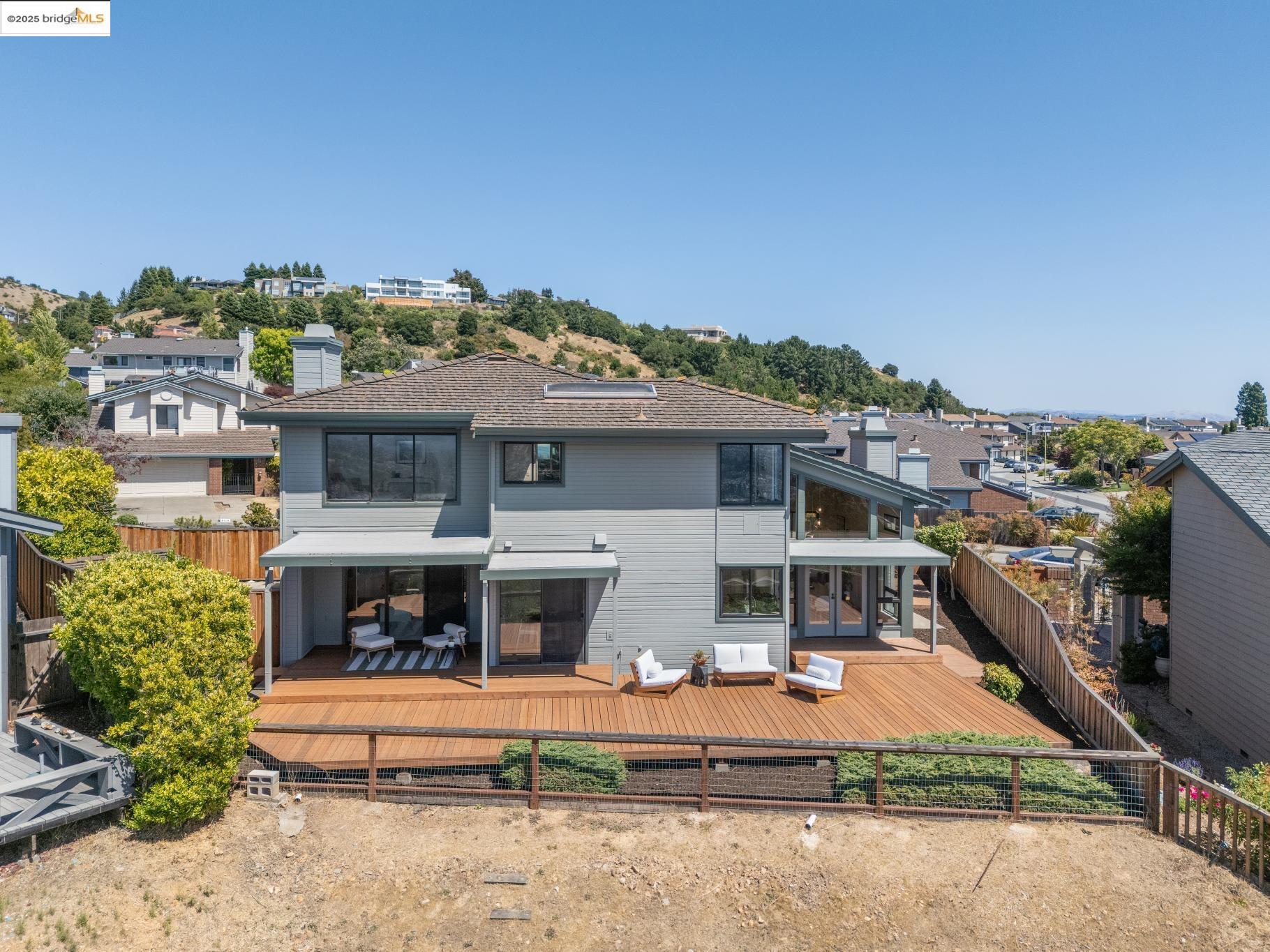 Detail Gallery Image 38 of 58 For 6109 Ridgemont Dr, Oakland,  CA 94619 - 4 Beds | 2/1 Baths