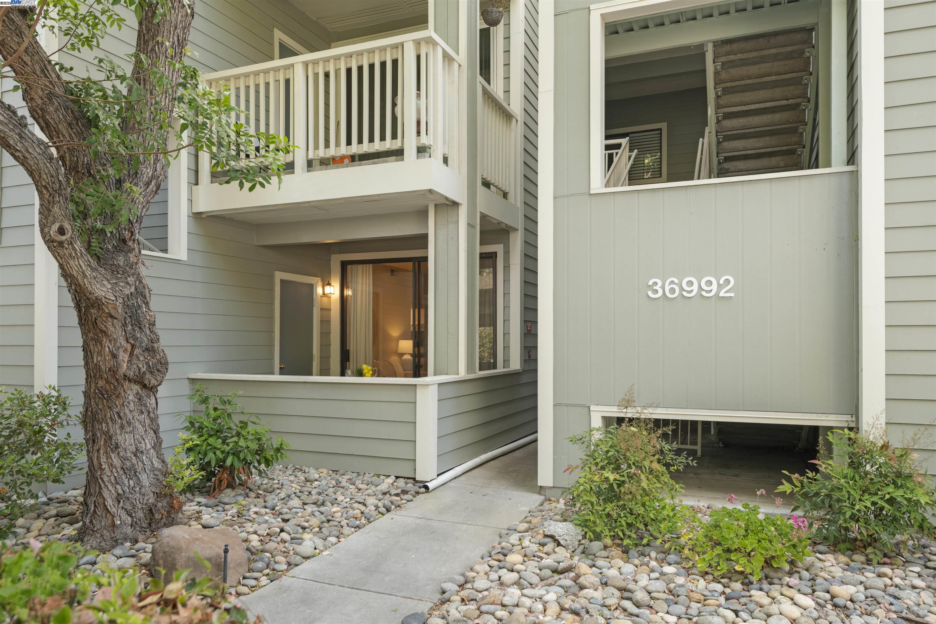 Photo #2: 41105185 Listing 