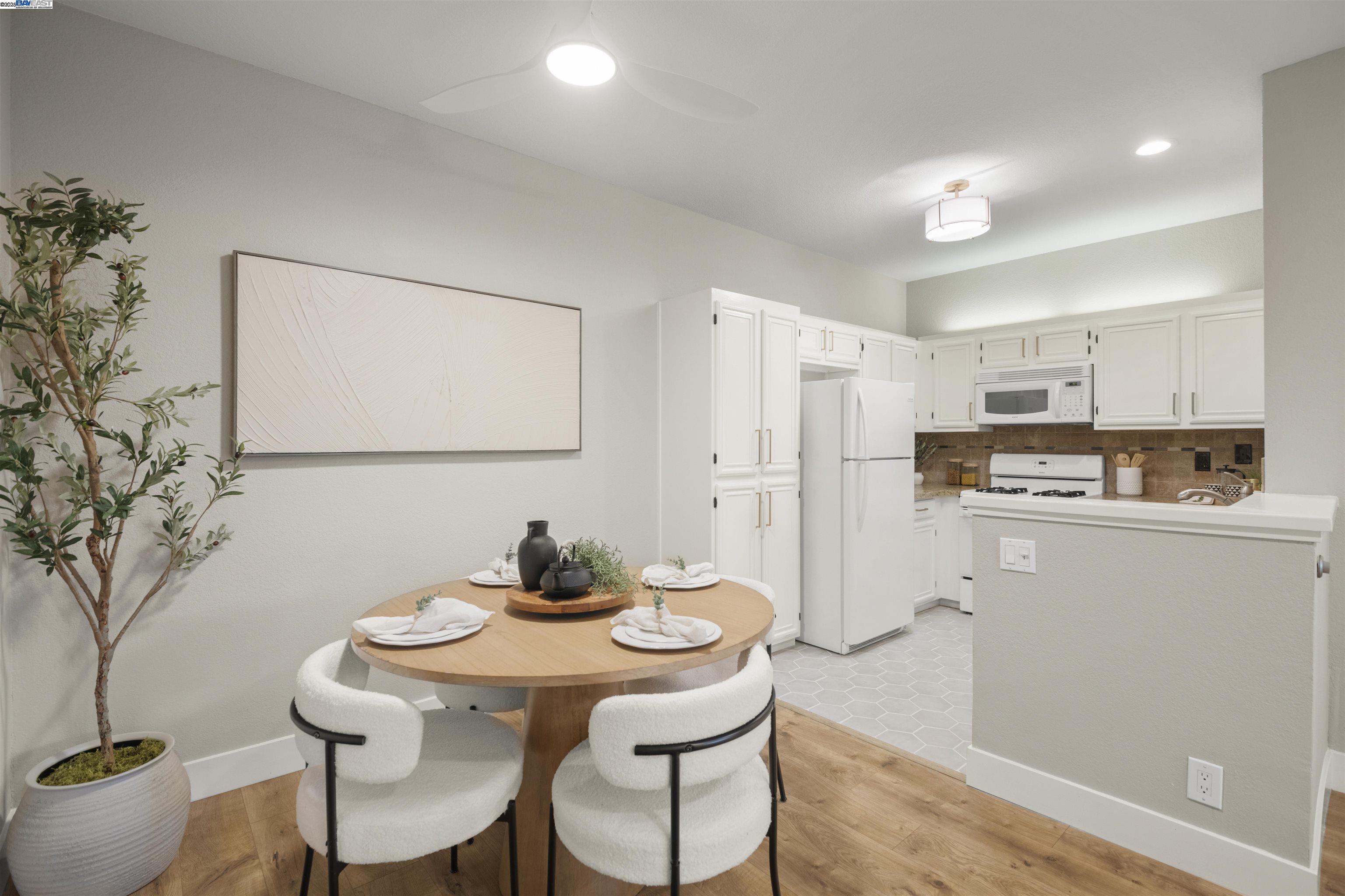 Detail Gallery Image 7 of 16 For 36992 Meadowbrook Cmn #102,  Fremont,  CA 94536 - 1 Beds | 1 Baths