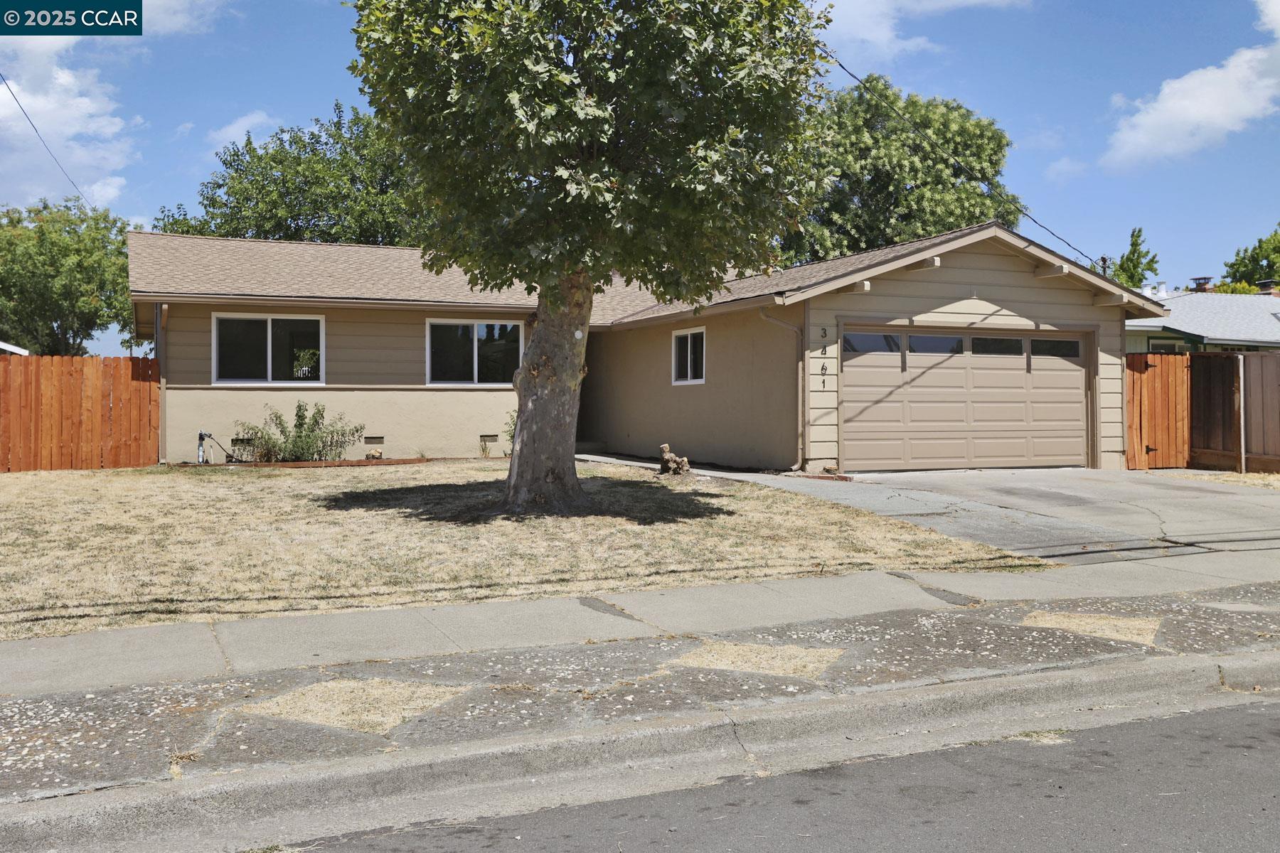 Front Image Thumbnail for CC41105188