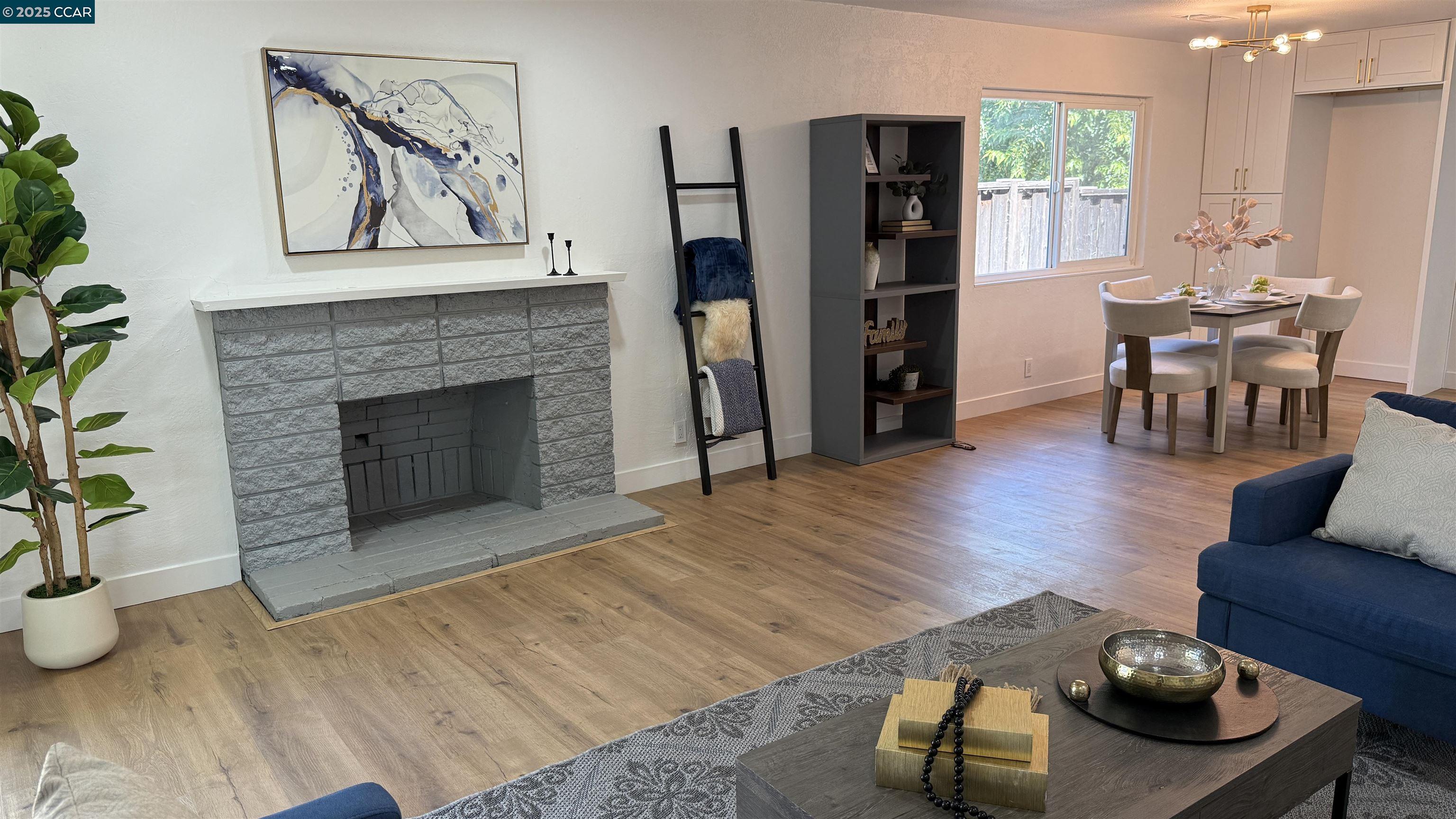 Detail Gallery Image 4 of 29 For 3461 Dormer Avenue, Concord,  CA 94519 - 4 Beds | 2 Baths