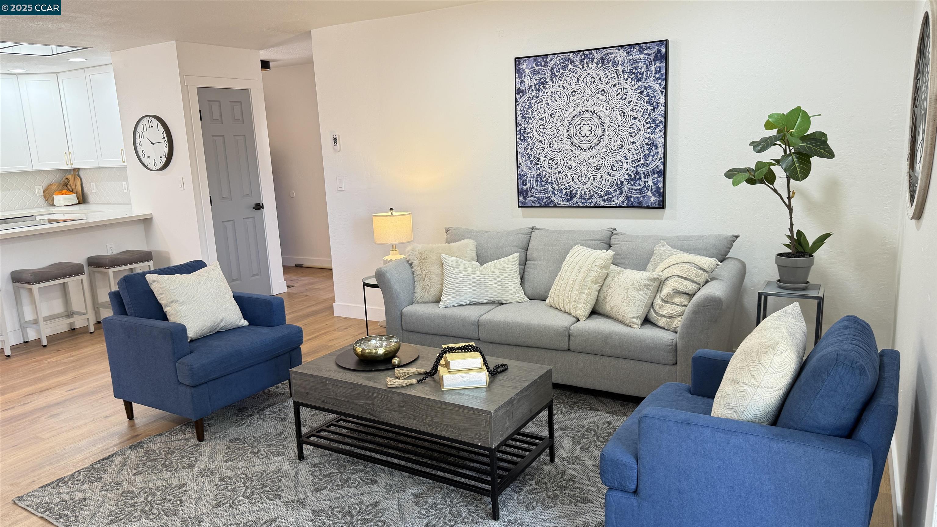 Detail Gallery Image 6 of 29 For 3461 Dormer Avenue, Concord,  CA 94519 - 4 Beds | 2 Baths