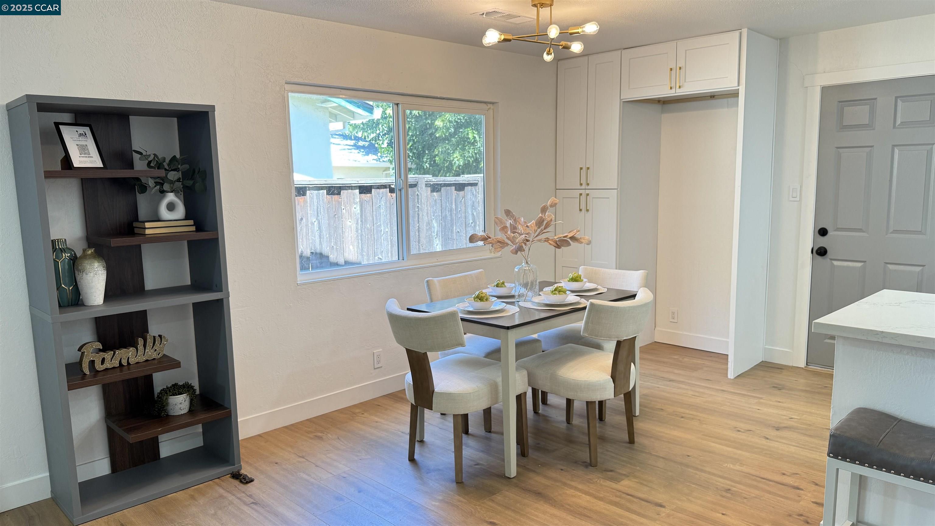 Detail Gallery Image 9 of 29 For 3461 Dormer Avenue, Concord,  CA 94519 - 4 Beds | 2 Baths