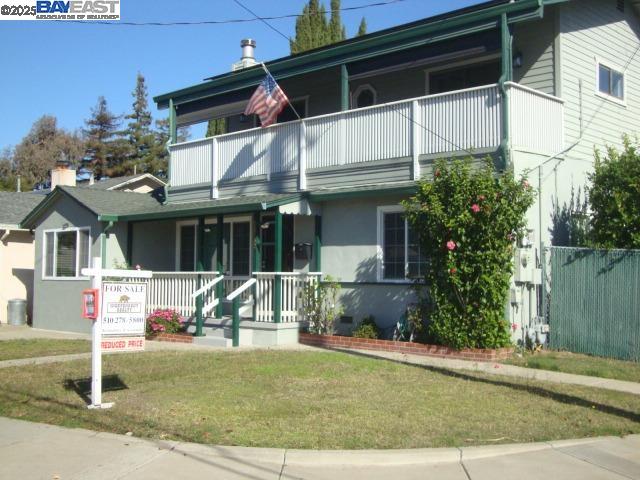 Detail Gallery Image 4 of 43 For 26132 Jane Ave, Hayward,  CA 94544 - 4 Beds | 3 Baths