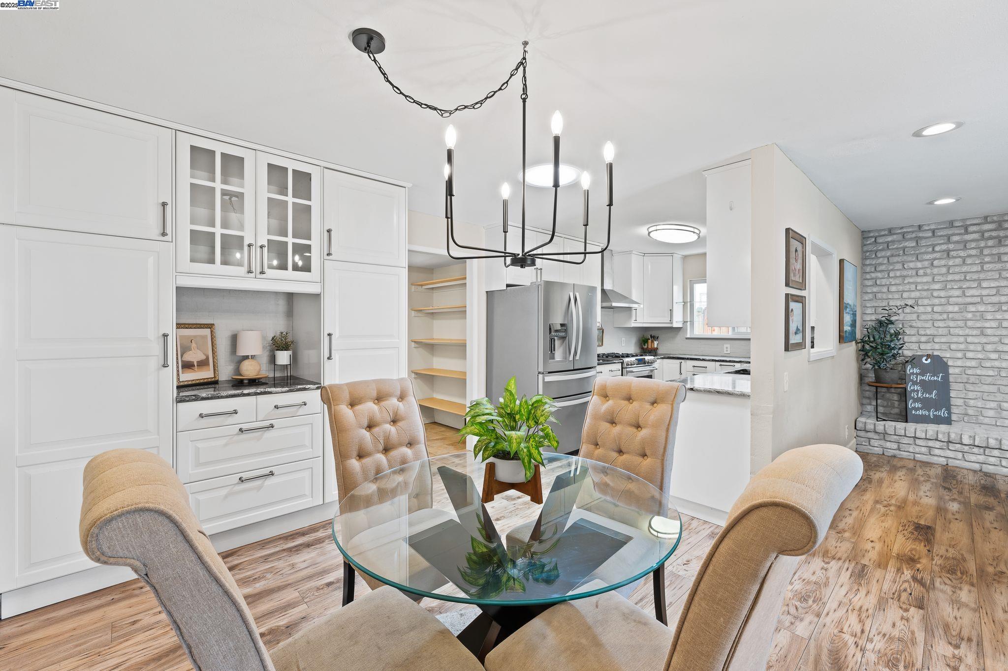 Detail Gallery Image 11 of 31 For 729 S Mills Ave, Lodi,  CA 95242 - 3 Beds | 2 Baths