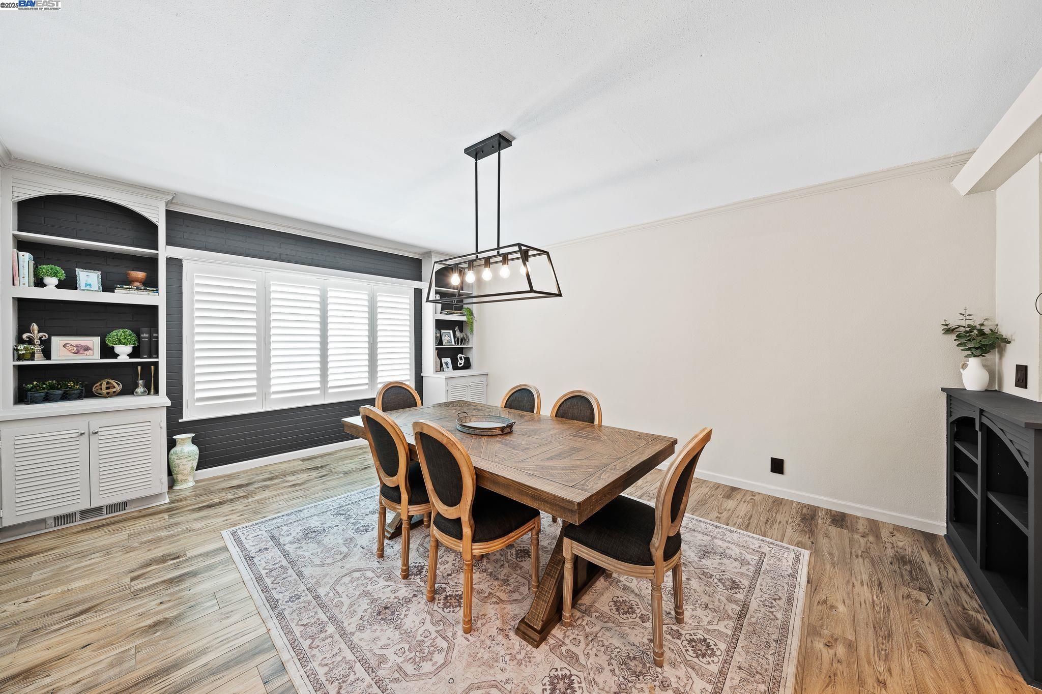 Detail Gallery Image 14 of 31 For 729 S Mills Ave, Lodi,  CA 95242 - 3 Beds | 2 Baths